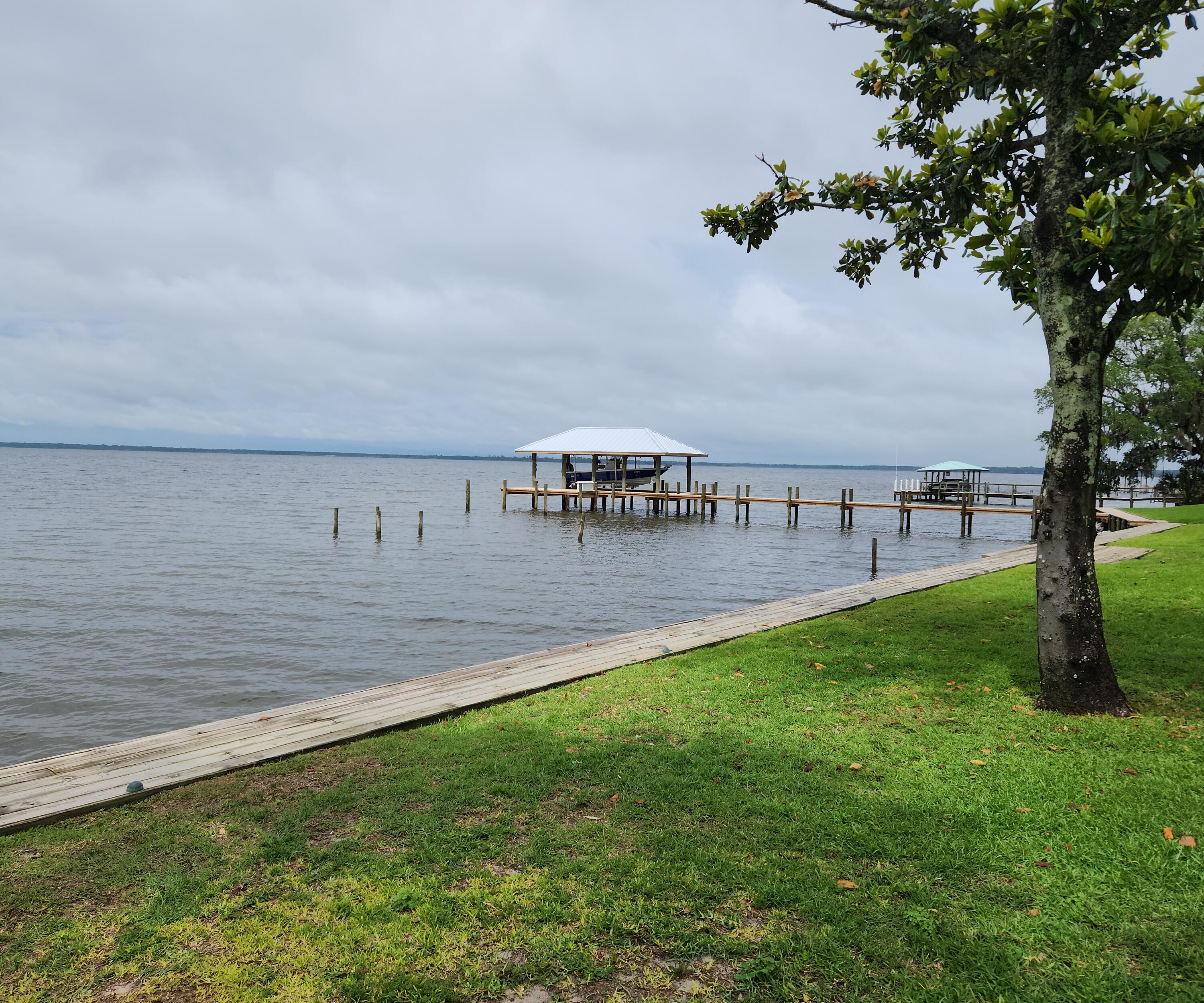 1239 E Point Washington Road