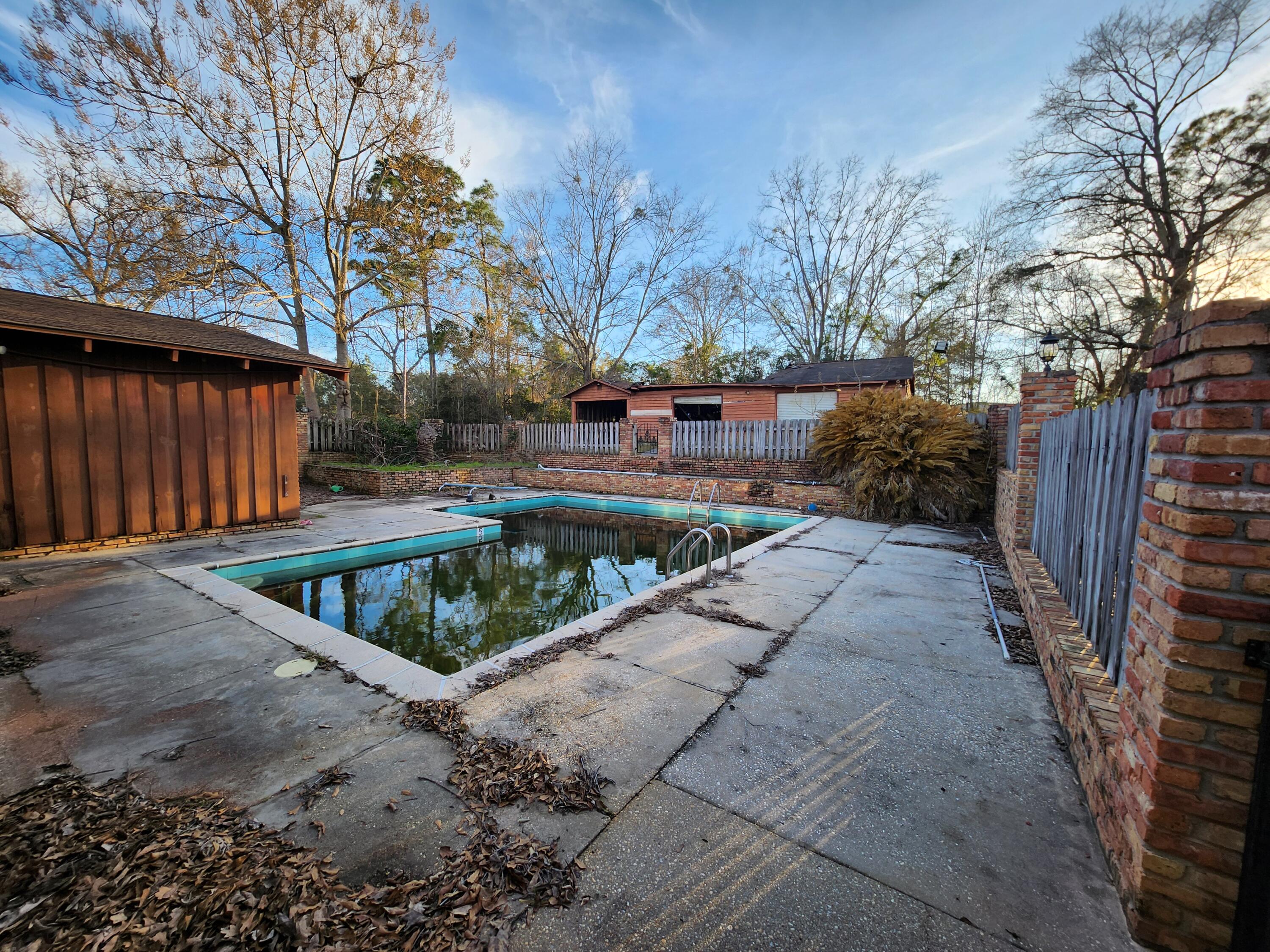 5131 Wiggins Lake Road