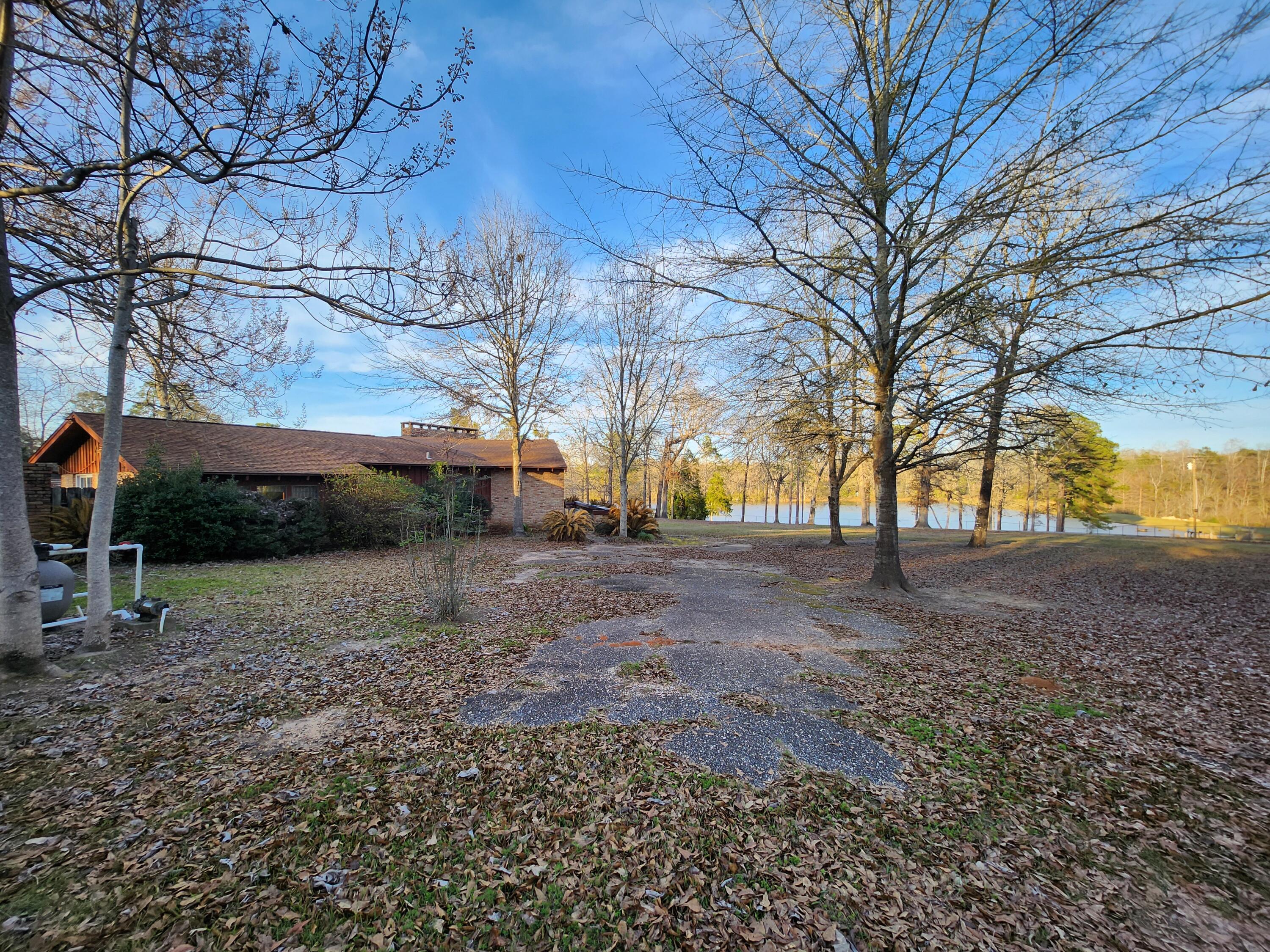 5131 Wiggins Lake Road