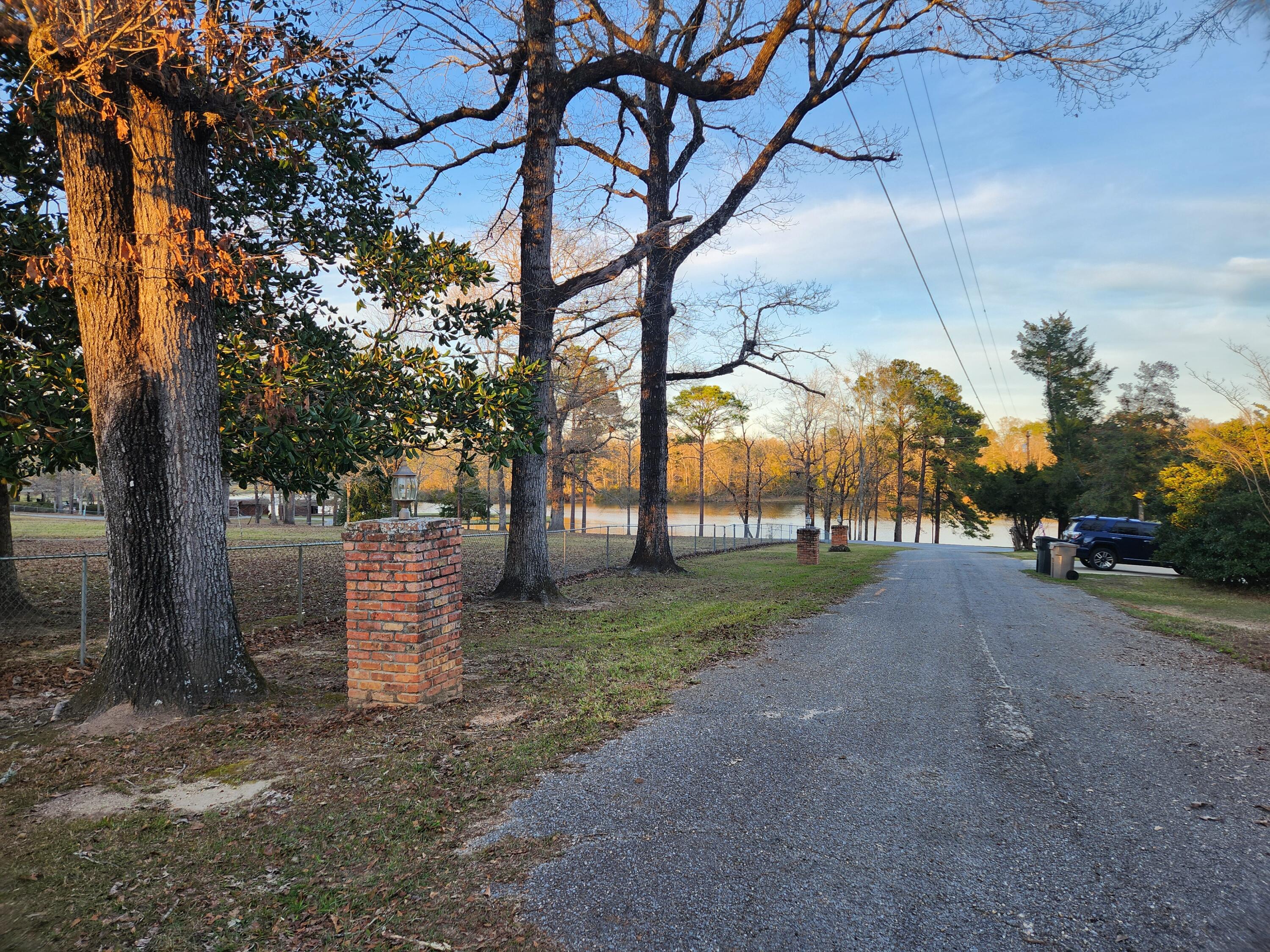 5131 Wiggins Lake Road