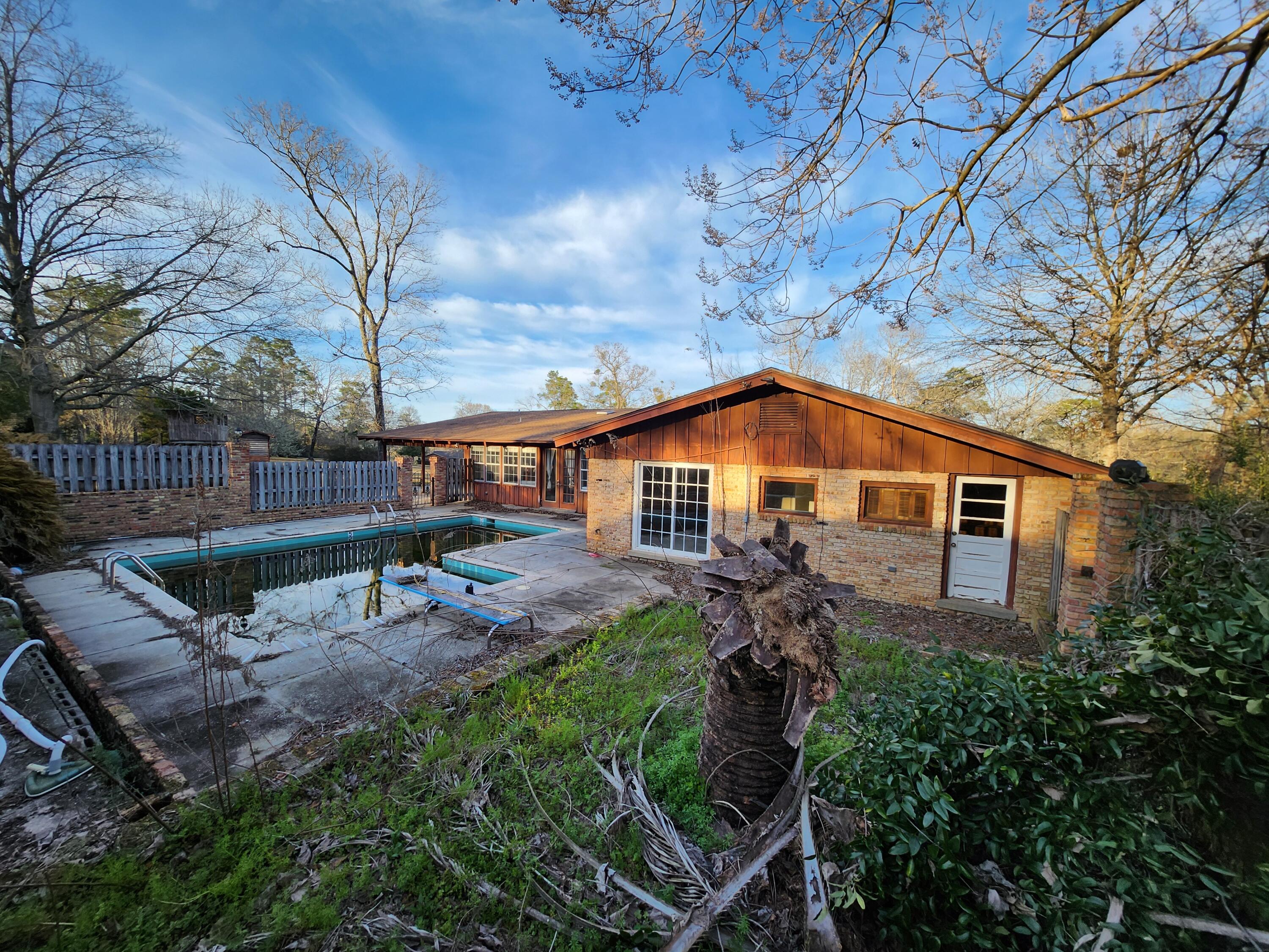 5131 Wiggins Lake Road