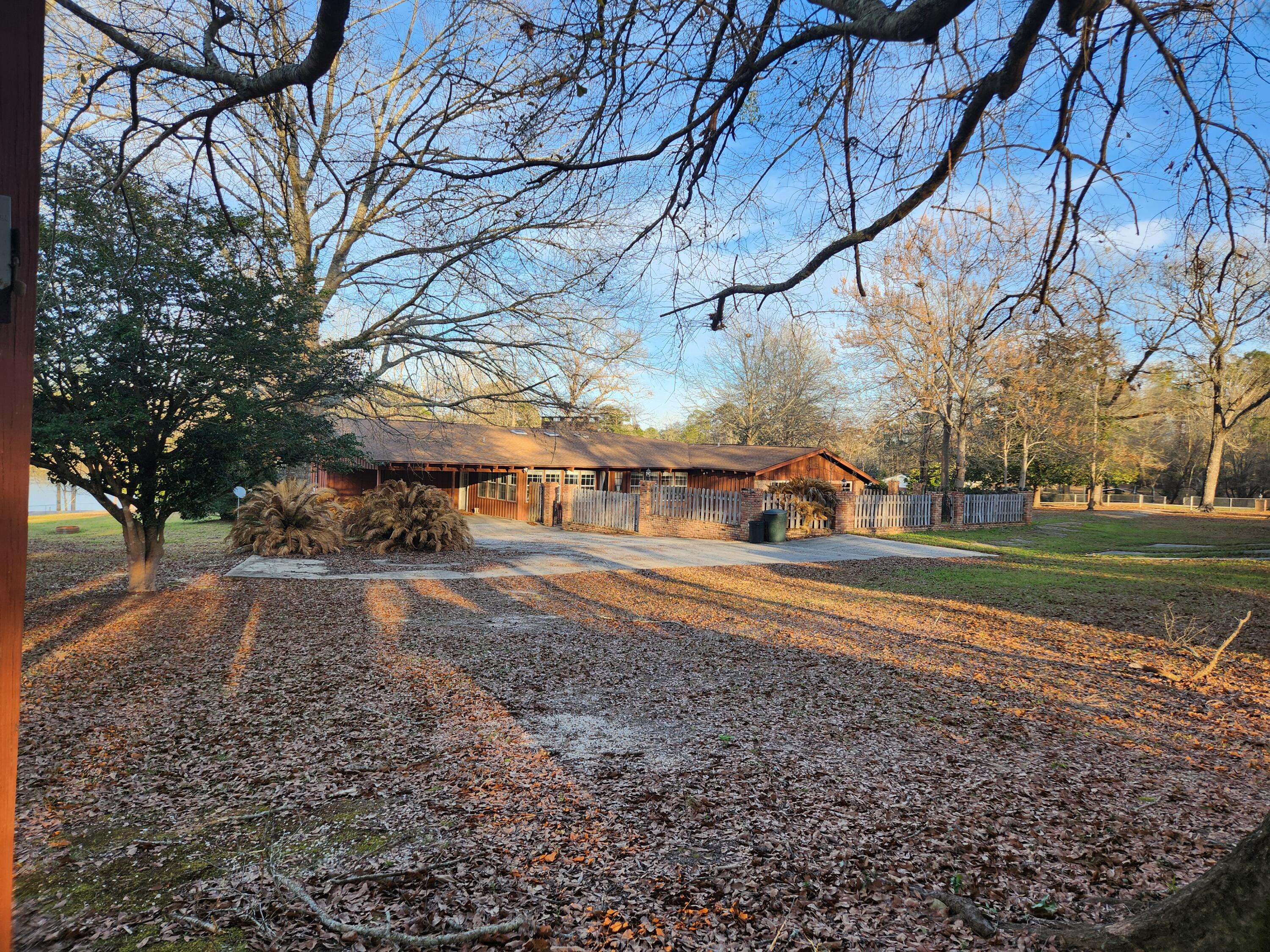 5131 Wiggins Lake Road