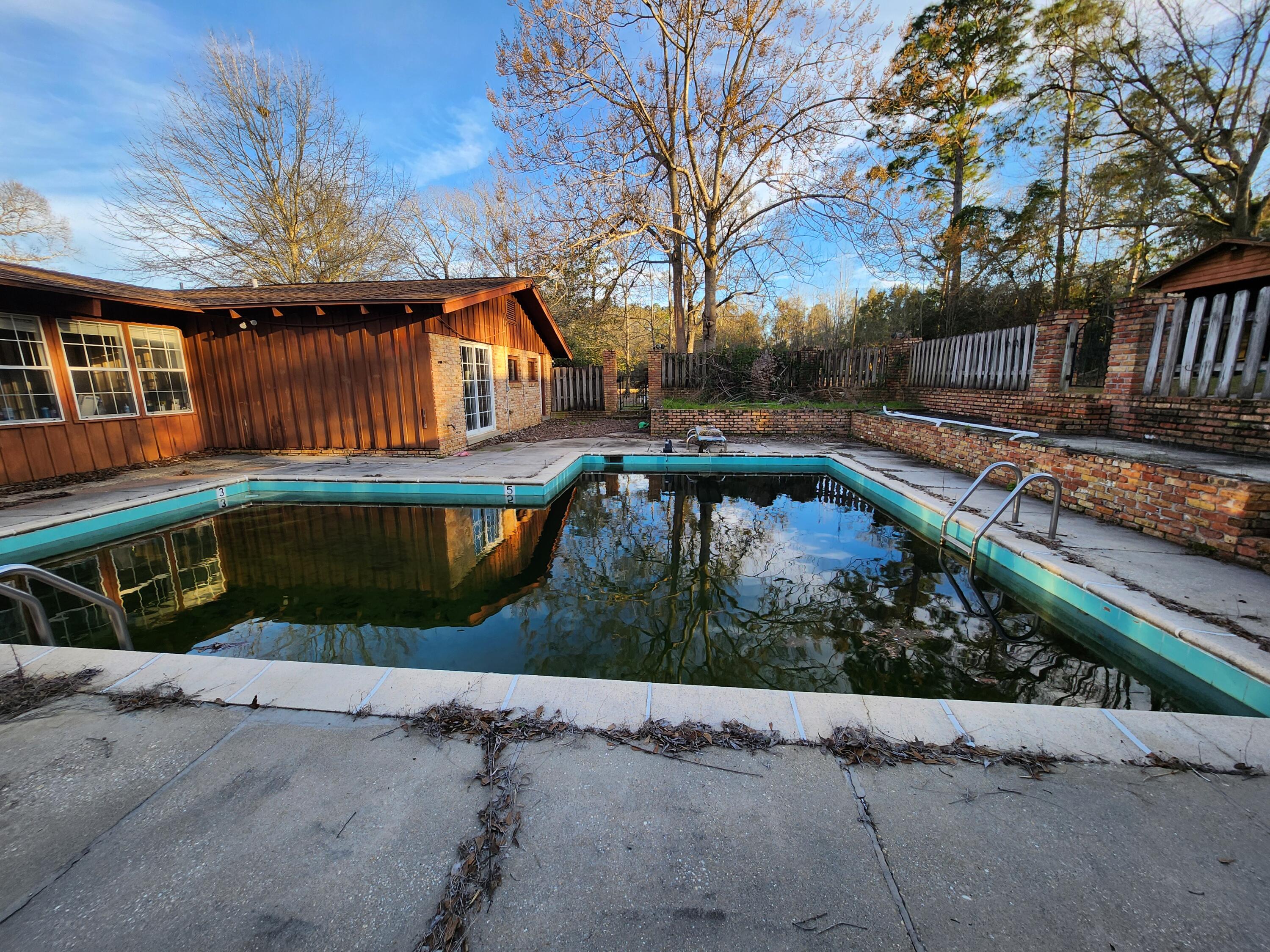 5131 Wiggins Lake Road