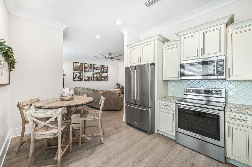 995 Airport Road UNIT 13