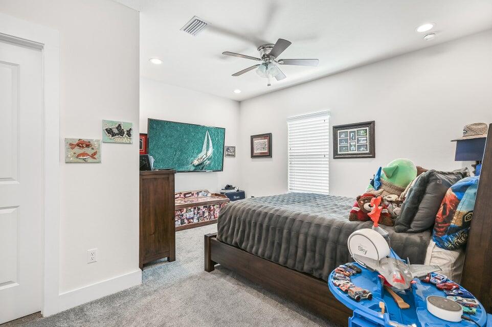 995 Airport Road UNIT 13
