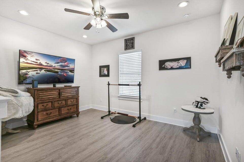 995 Airport Road UNIT 13