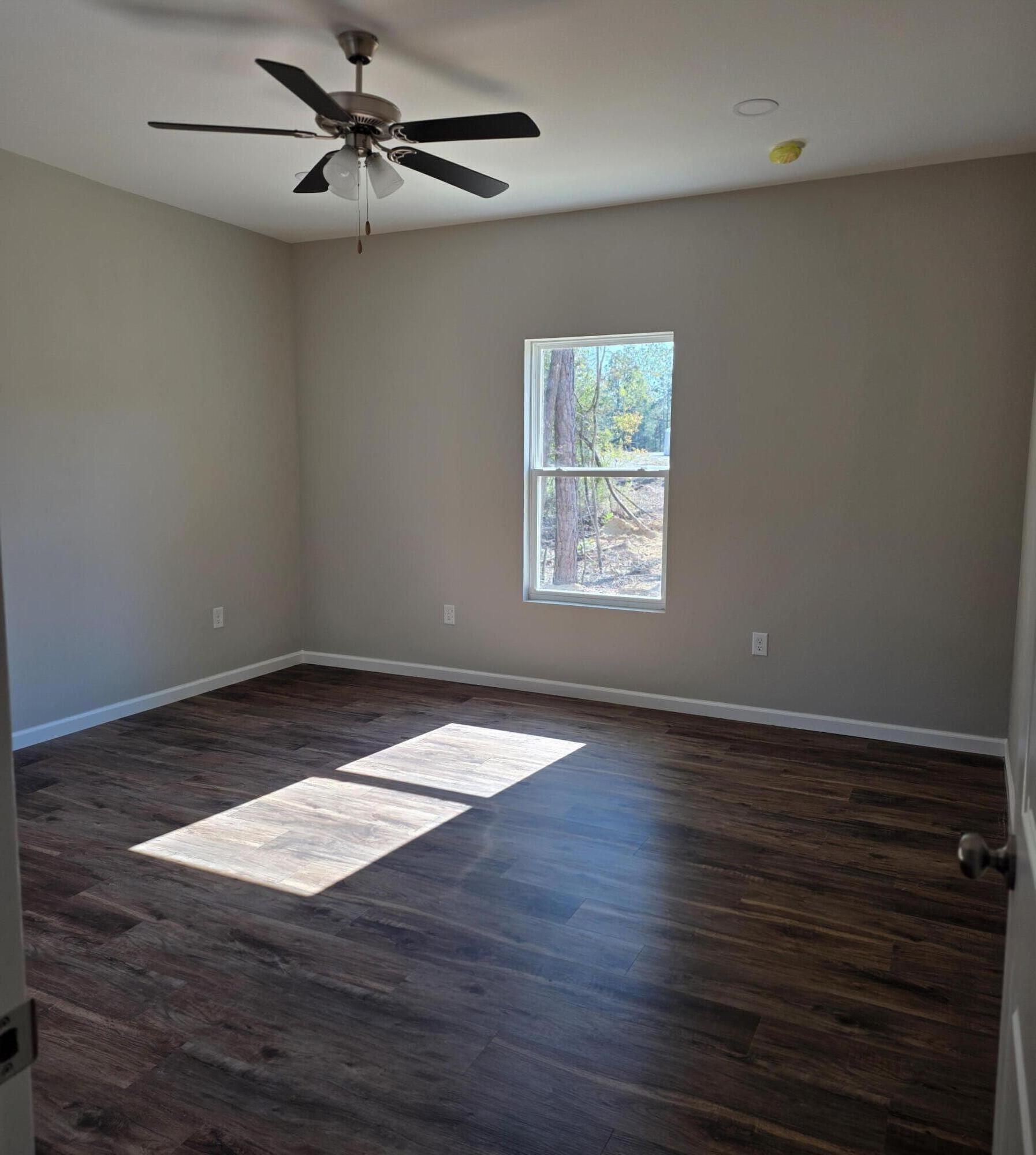 559 W Michaelangelo Road, DeFuniak Springs