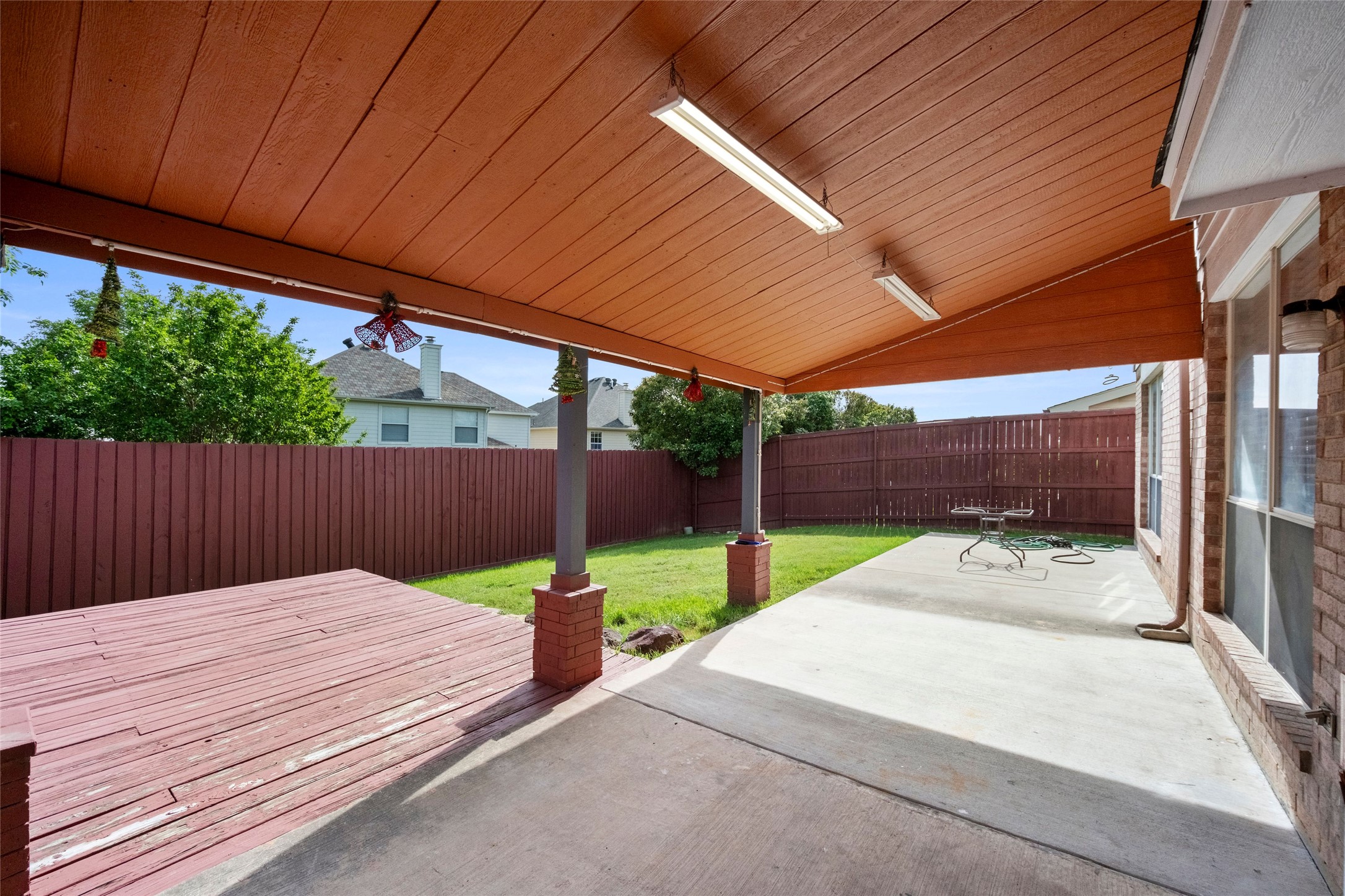 3816 Lacebark Lane