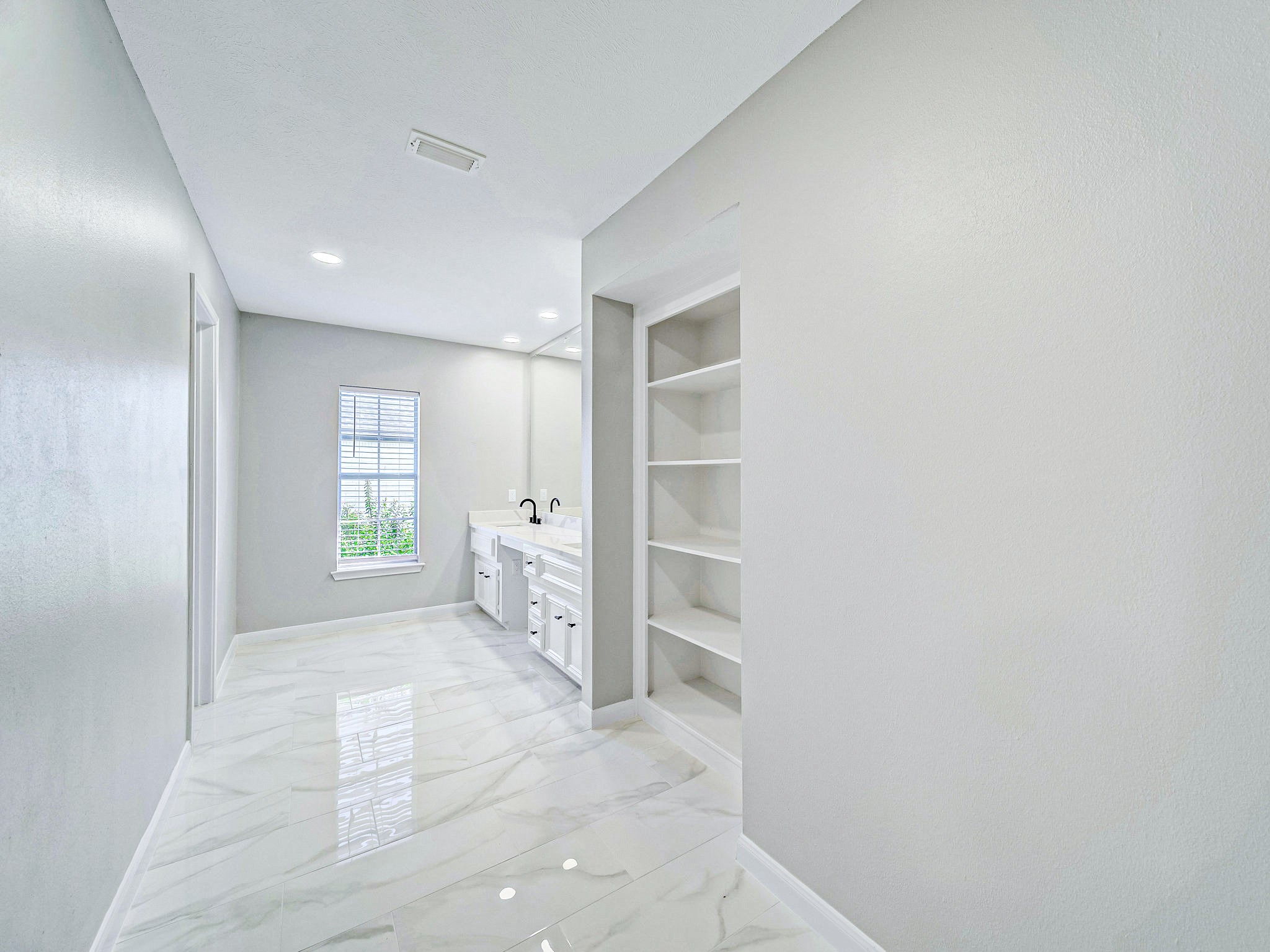 3007 Waterway Court