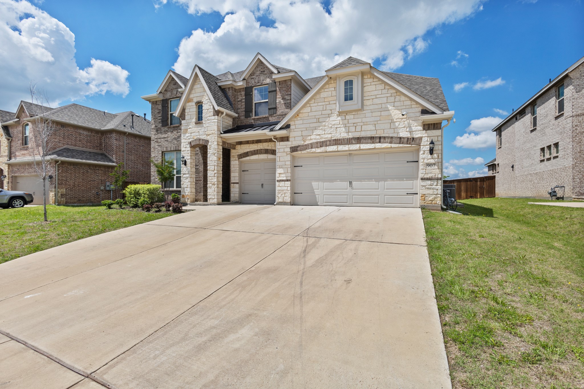 907 Darcy Drive