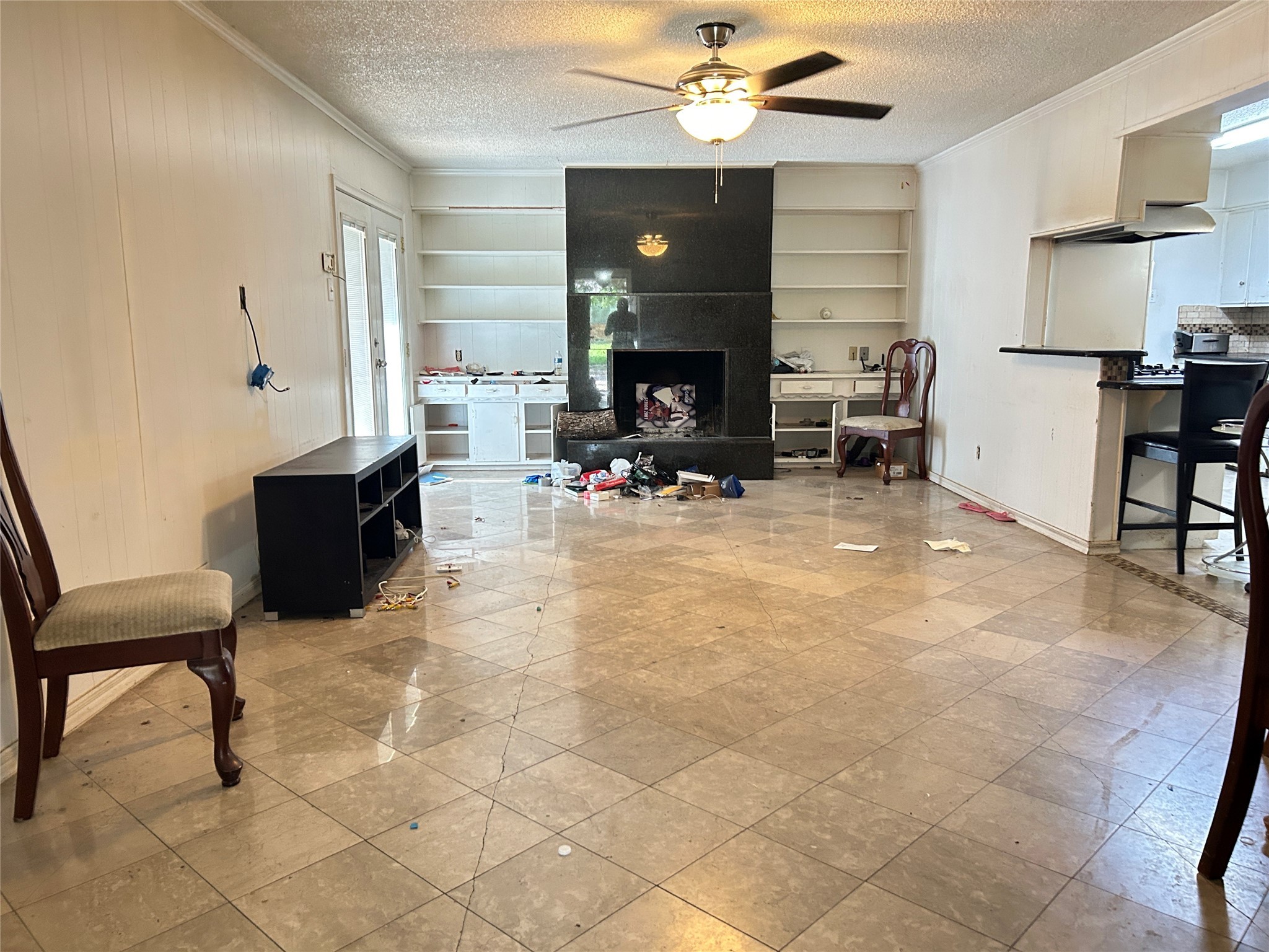 5610 Enchanted Lane