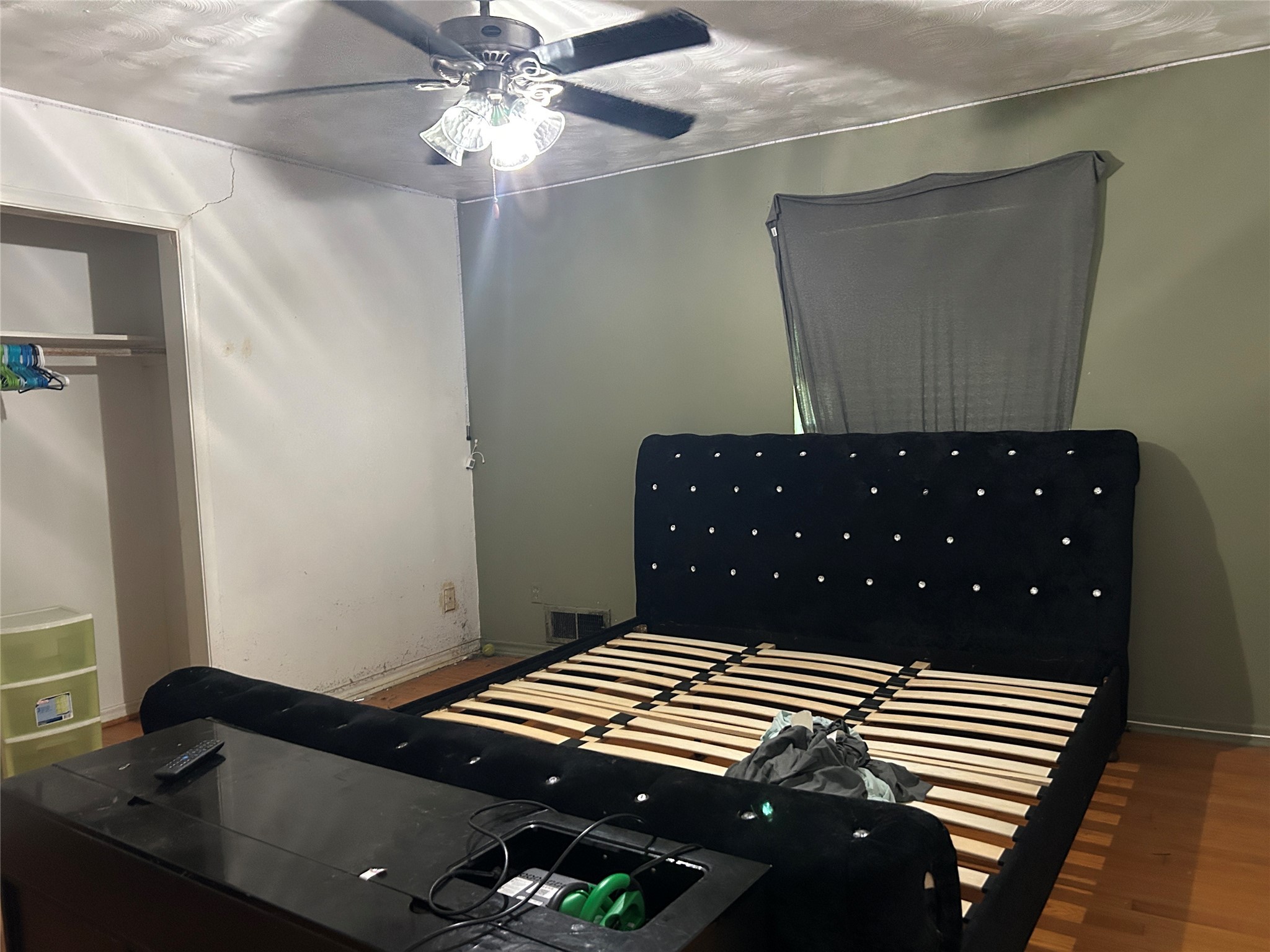 5610 Enchanted Lane
