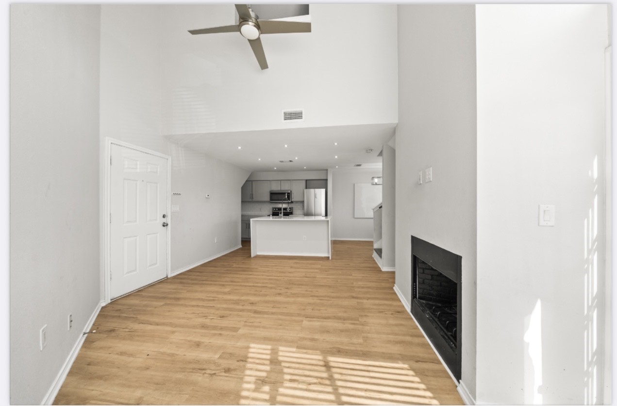 9837 Walnut Street 207