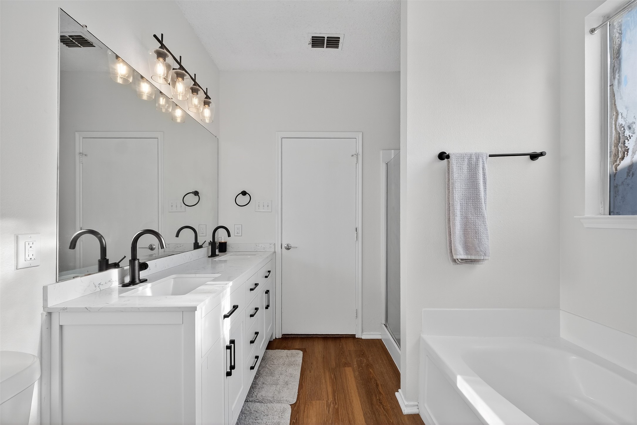 3111 Candlebrook Drive