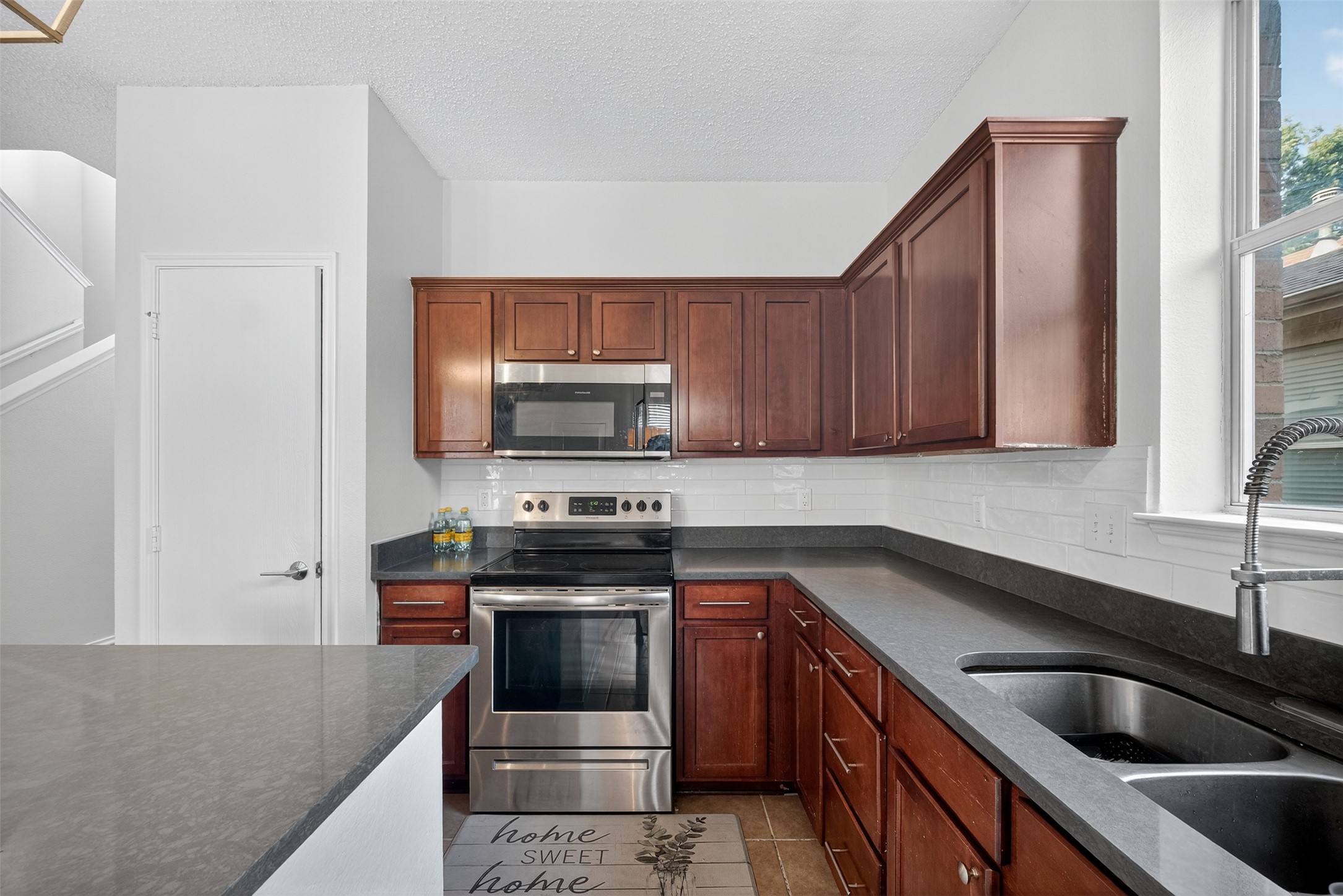 3111 Candlebrook Drive