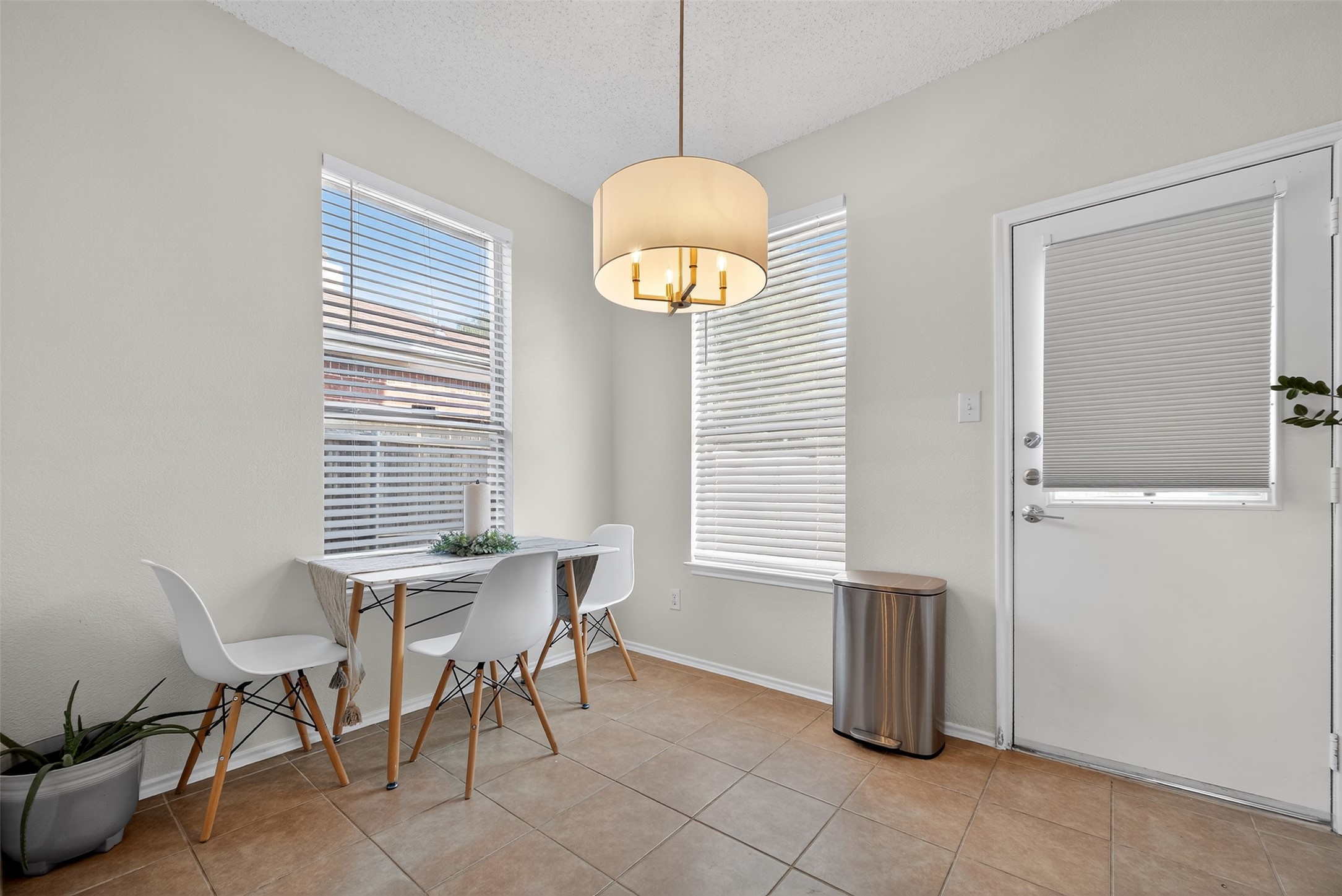3111 Candlebrook Drive