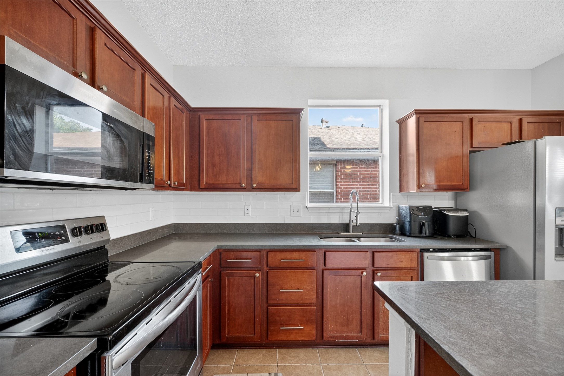3111 Candlebrook Drive