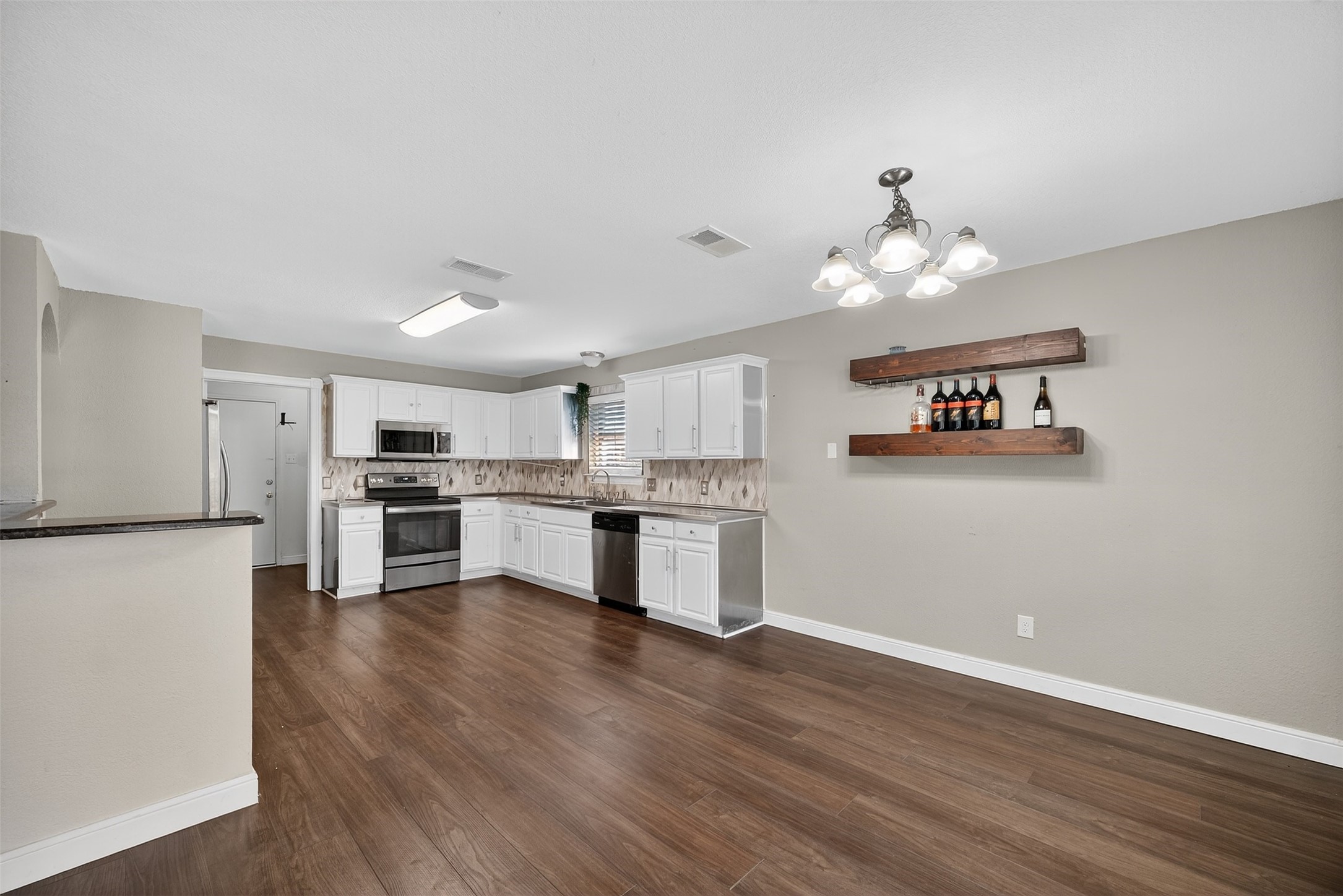 202 Kenosha Lane