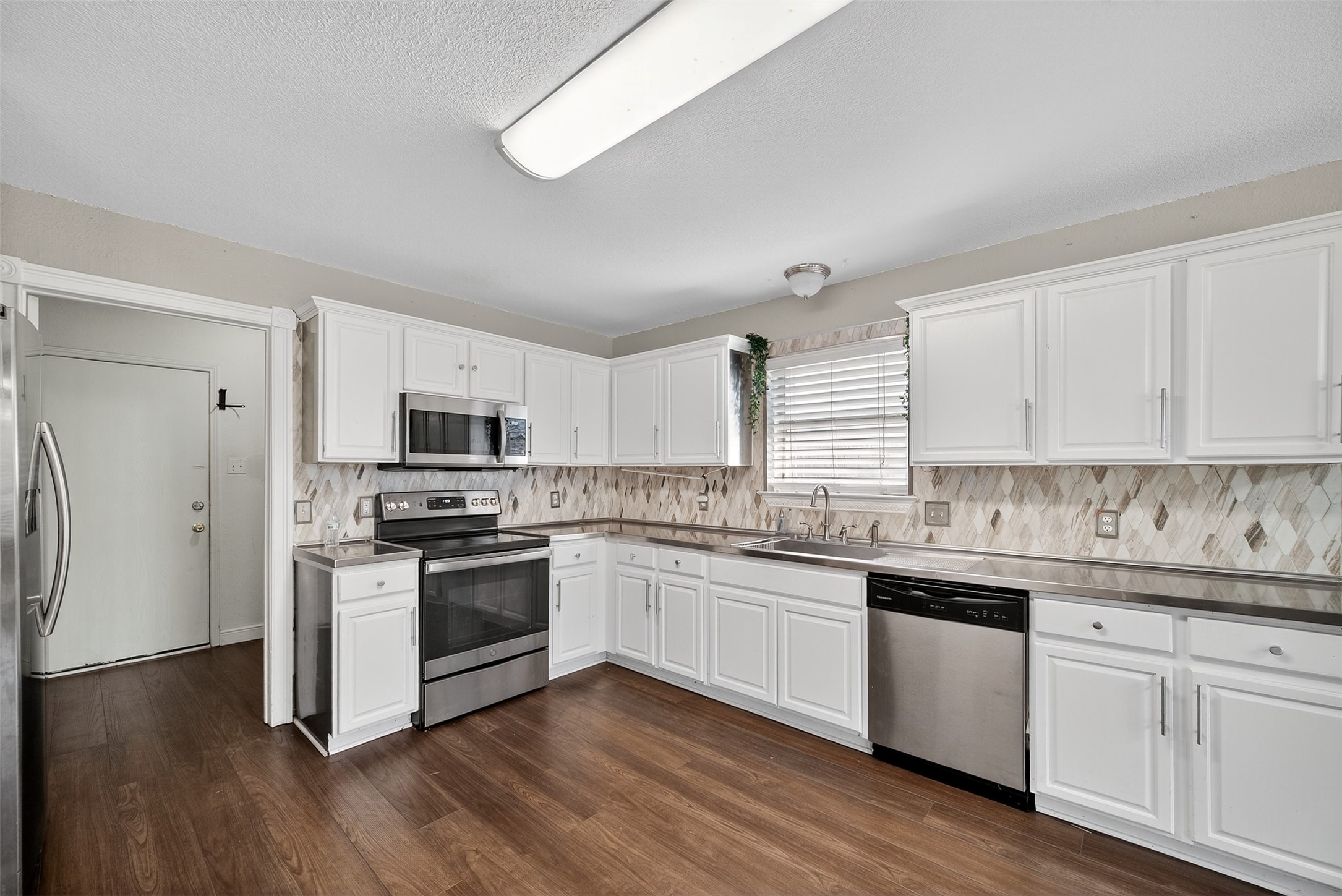 202 Kenosha Lane