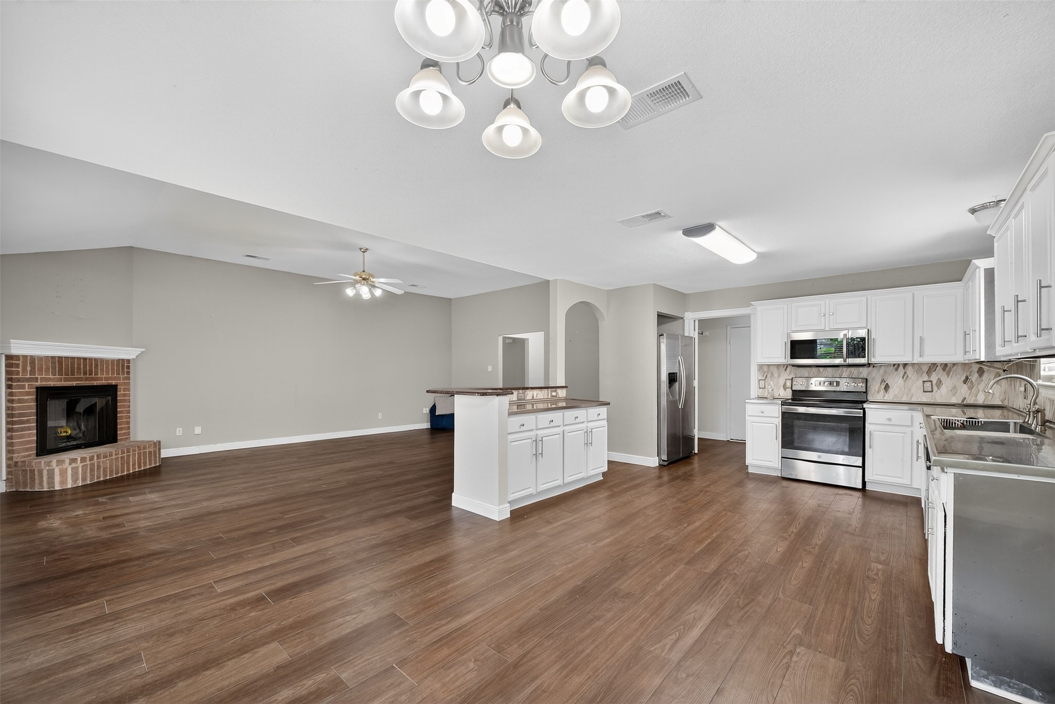 202 Kenosha Lane