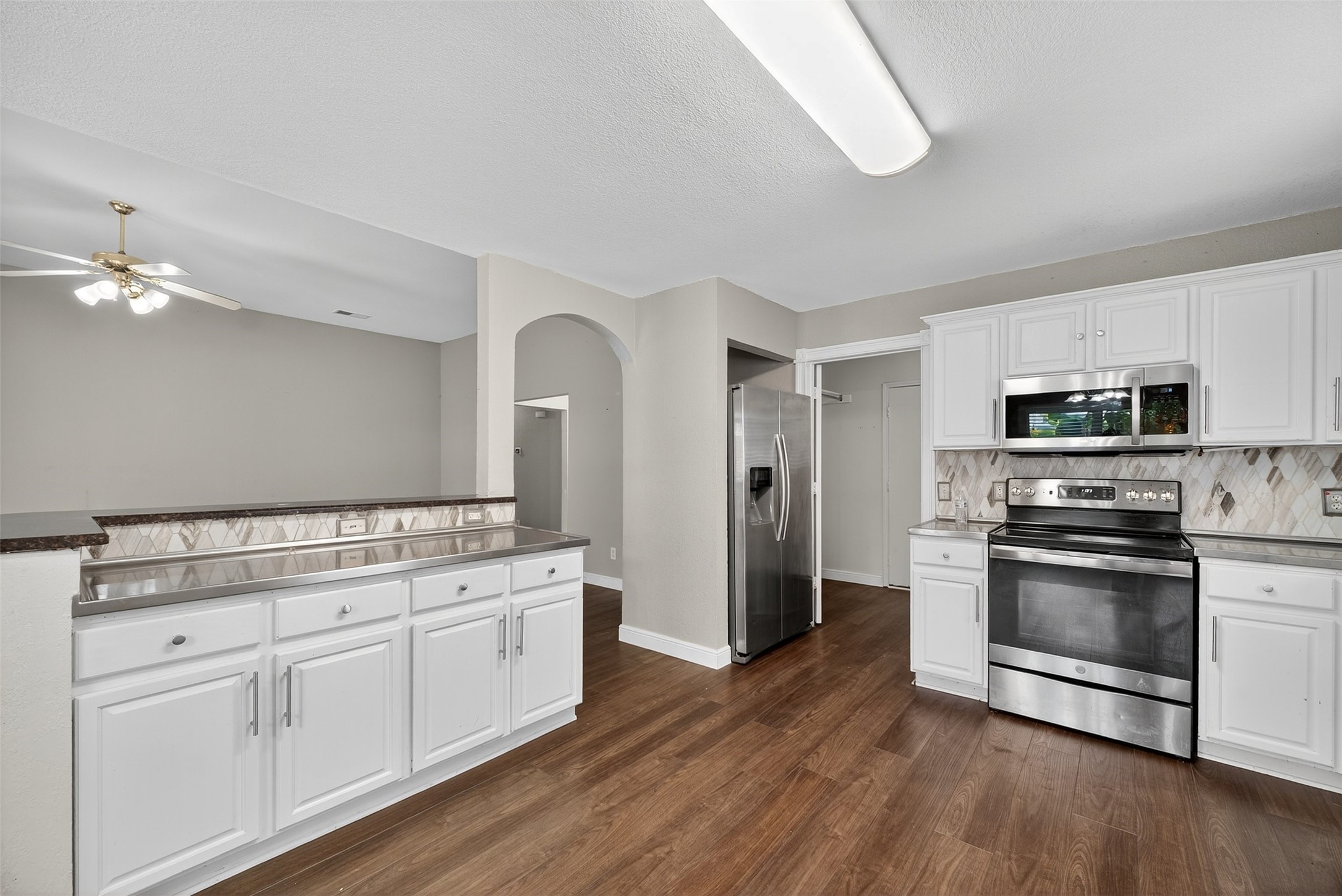 202 Kenosha Lane