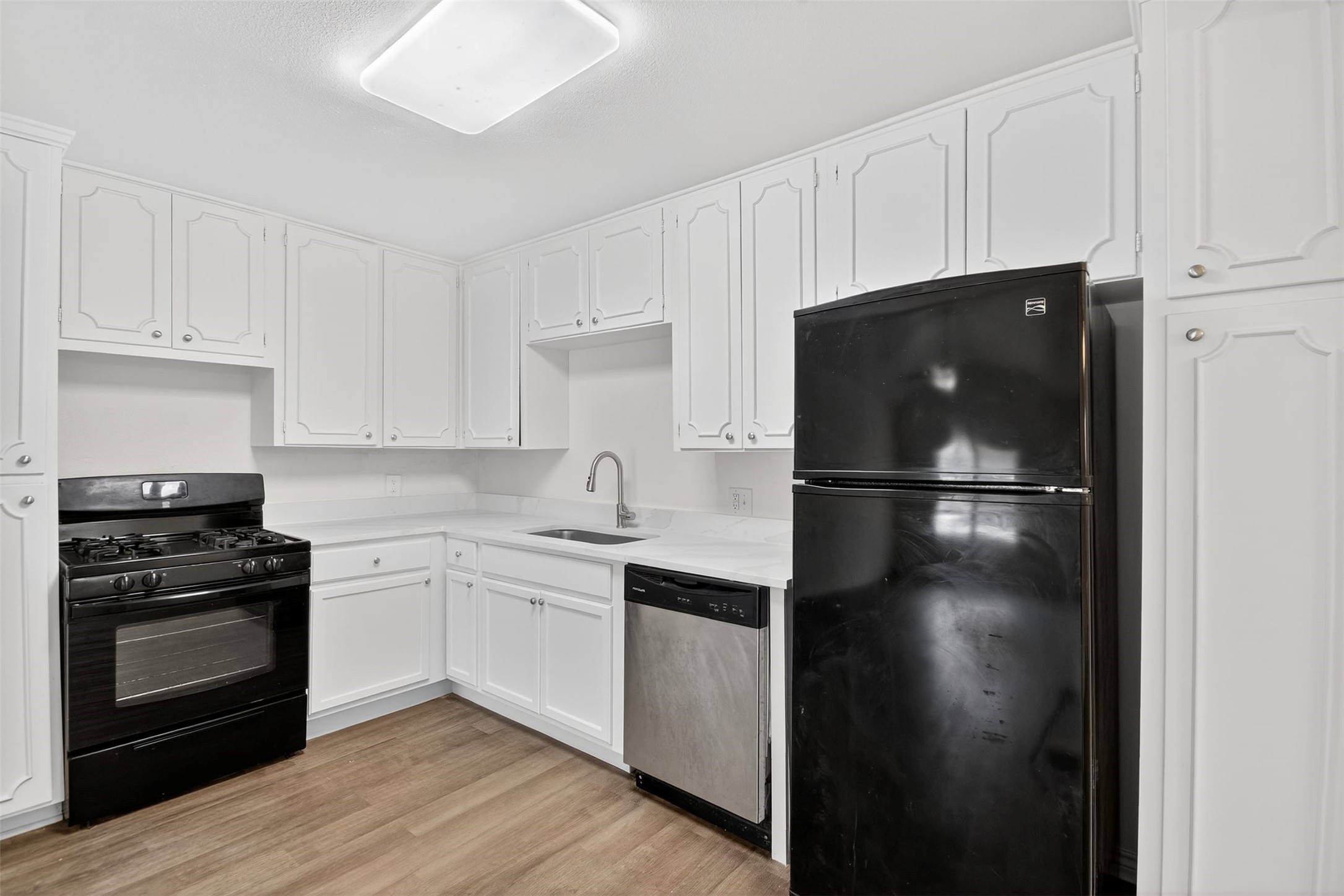 406 N Burdette Avenue