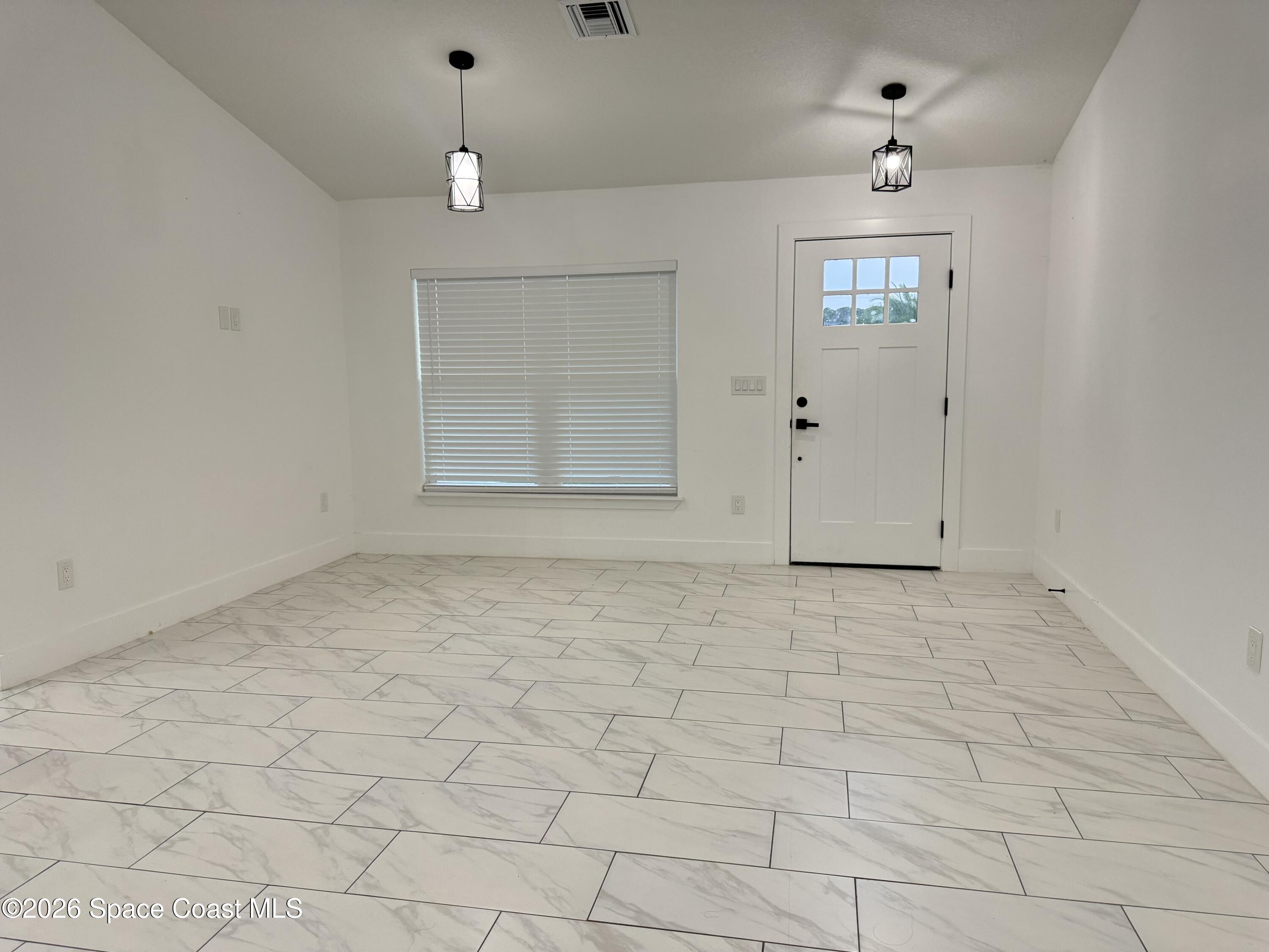 1013 Hammacher Avenue SW