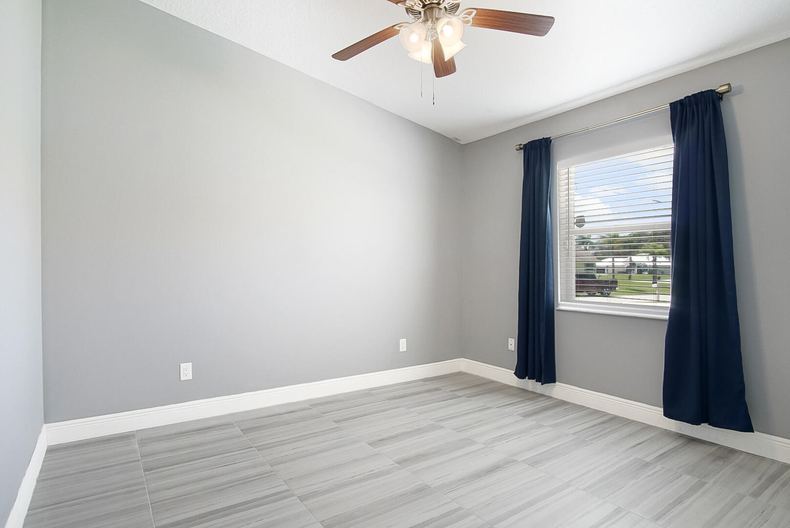 6800 NW Hogate Circle, Port St. Lucie