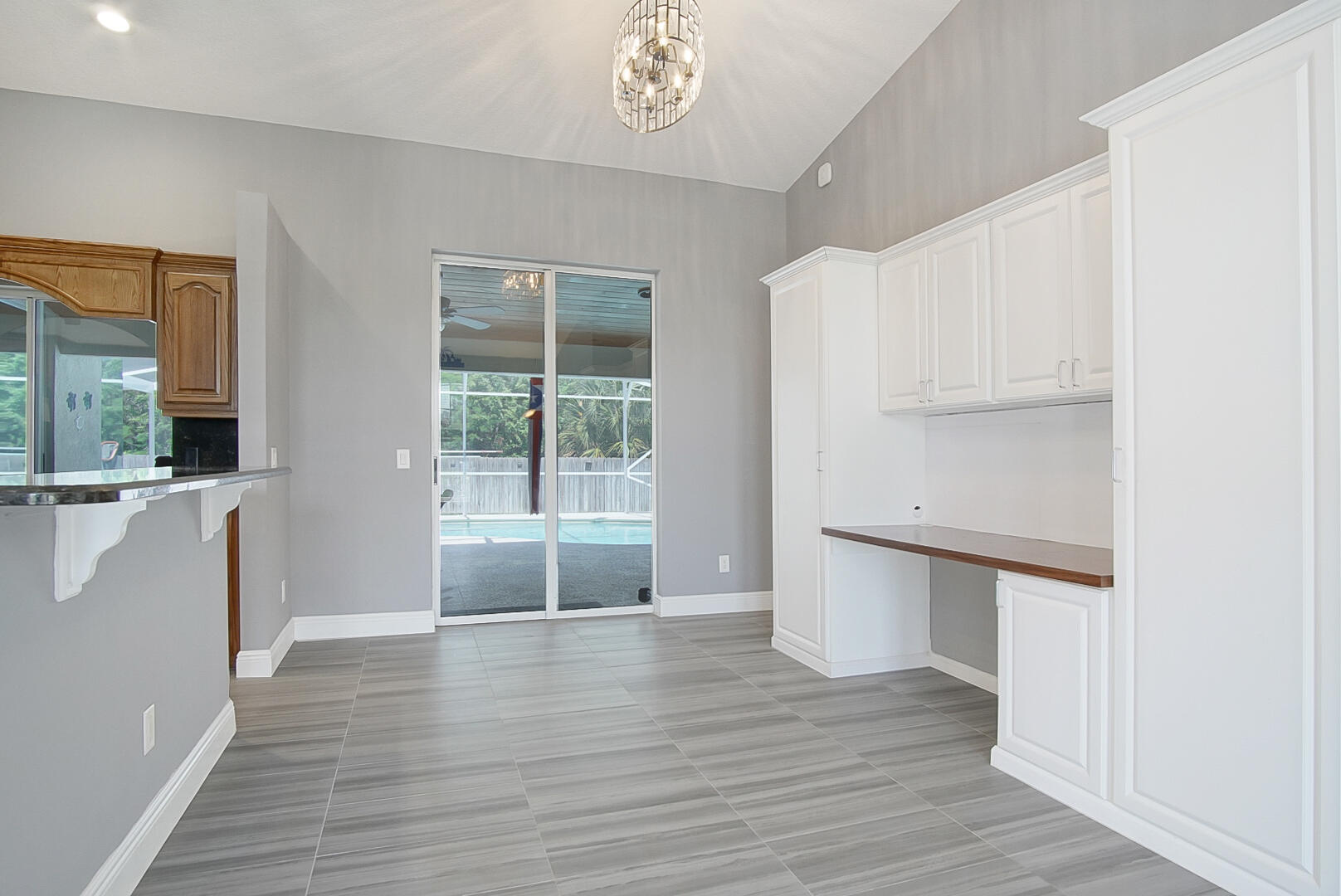 6800 NW Hogate Circle, Port St. Lucie