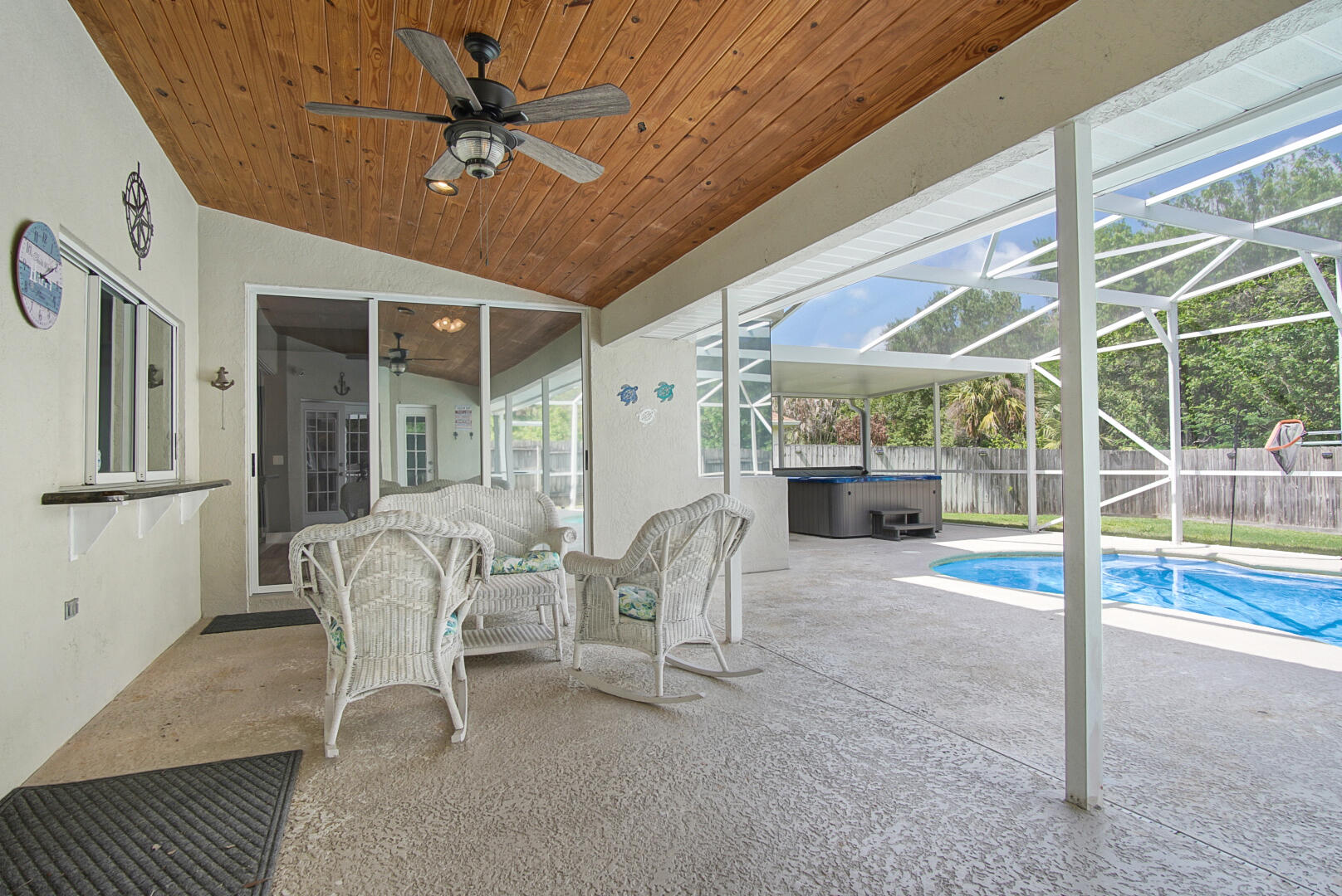 6800 NW Hogate Circle, Port St. Lucie