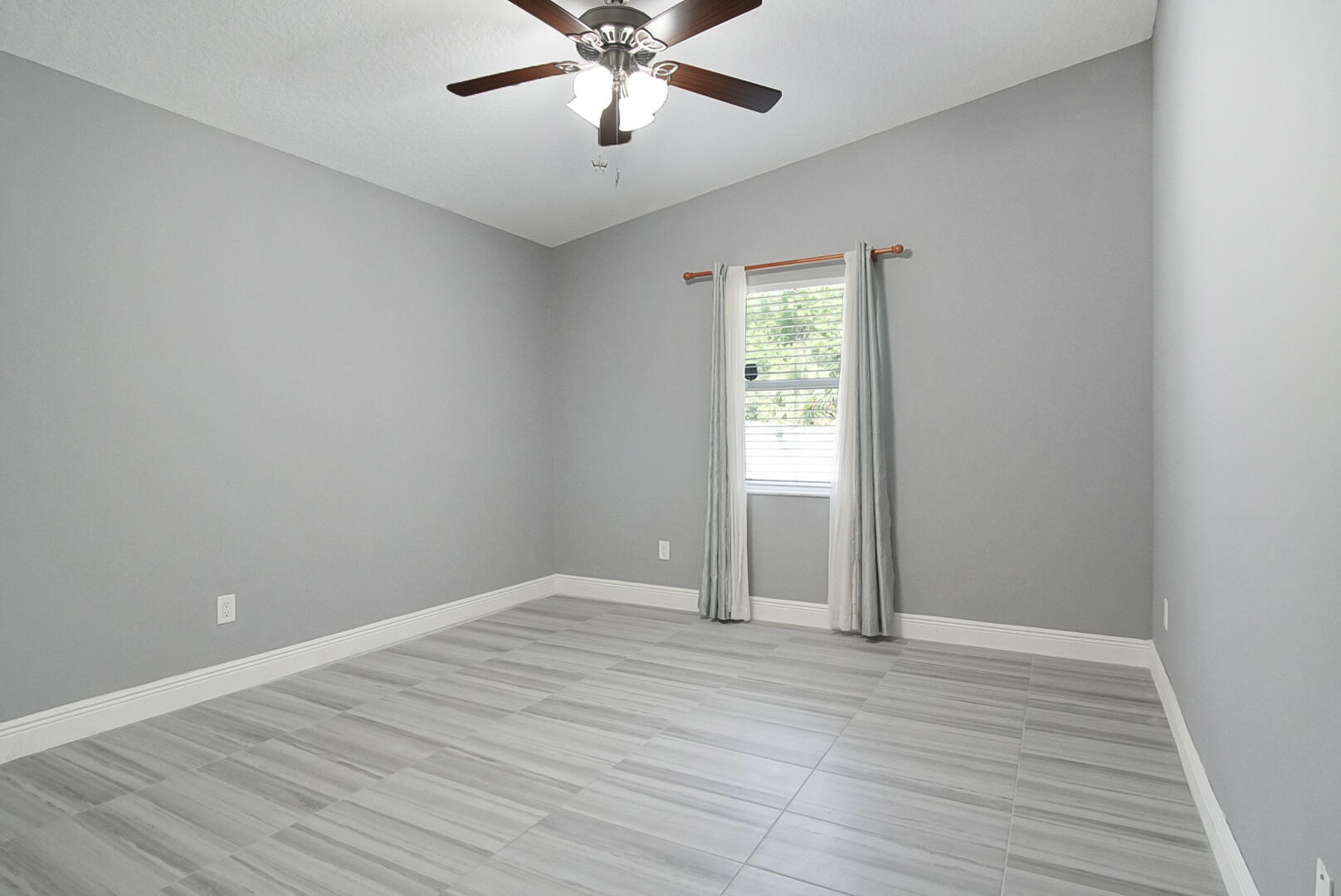 6800 NW Hogate Circle, Port St. Lucie