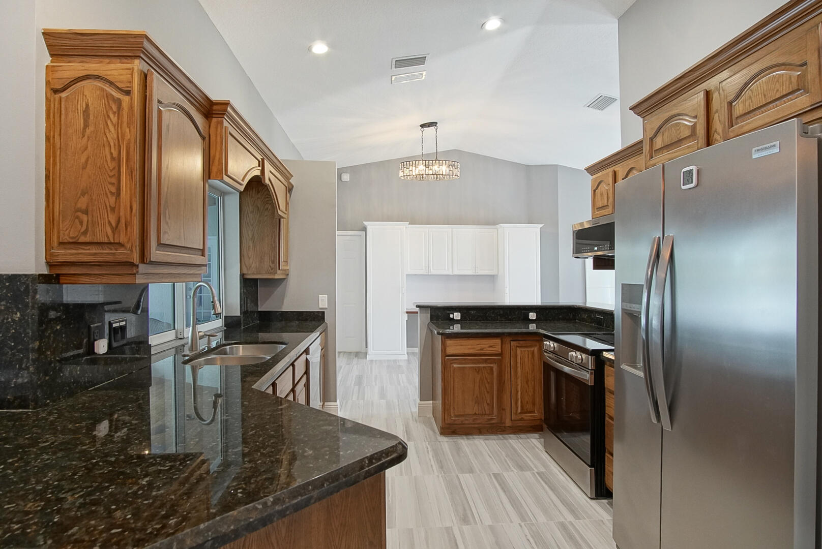 6800 NW Hogate Circle, Port St. Lucie