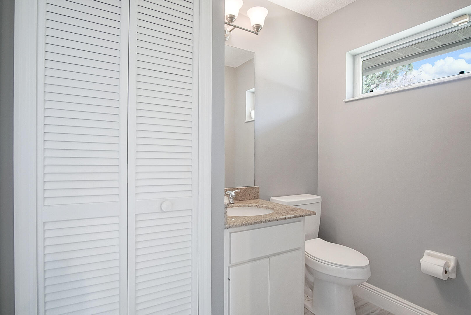 6800 NW Hogate Circle, Port St. Lucie