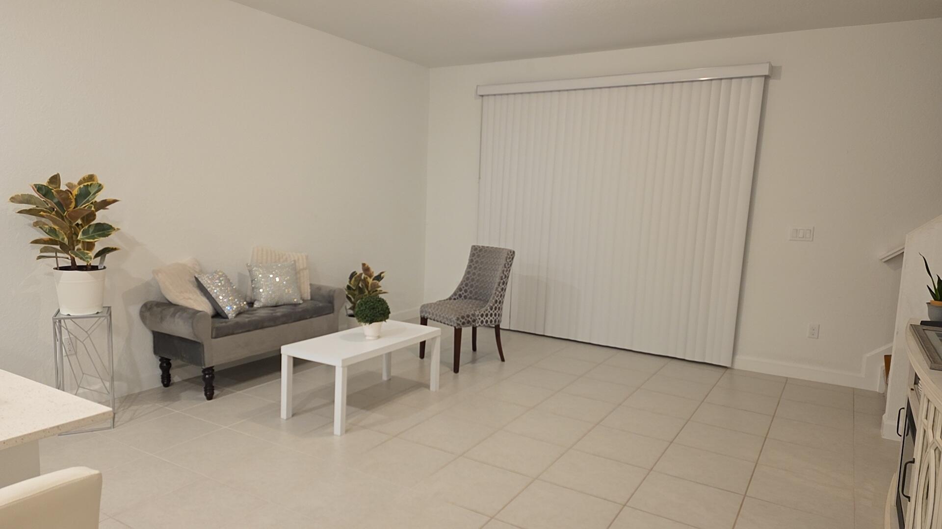512 SE Rivergrass Street, Port St. Lucie
