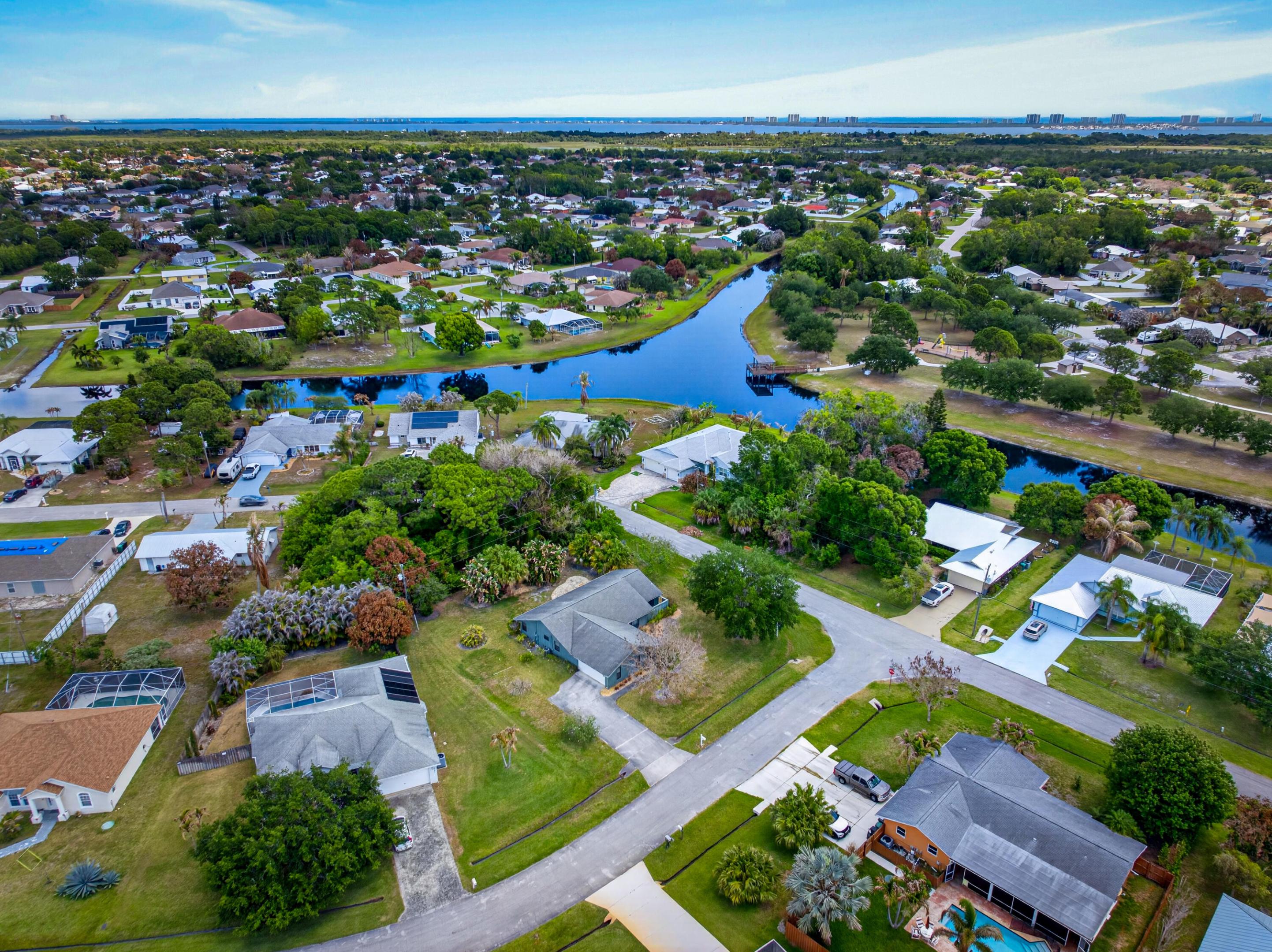 2289 SE Genoa Street, Port St. Lucie
