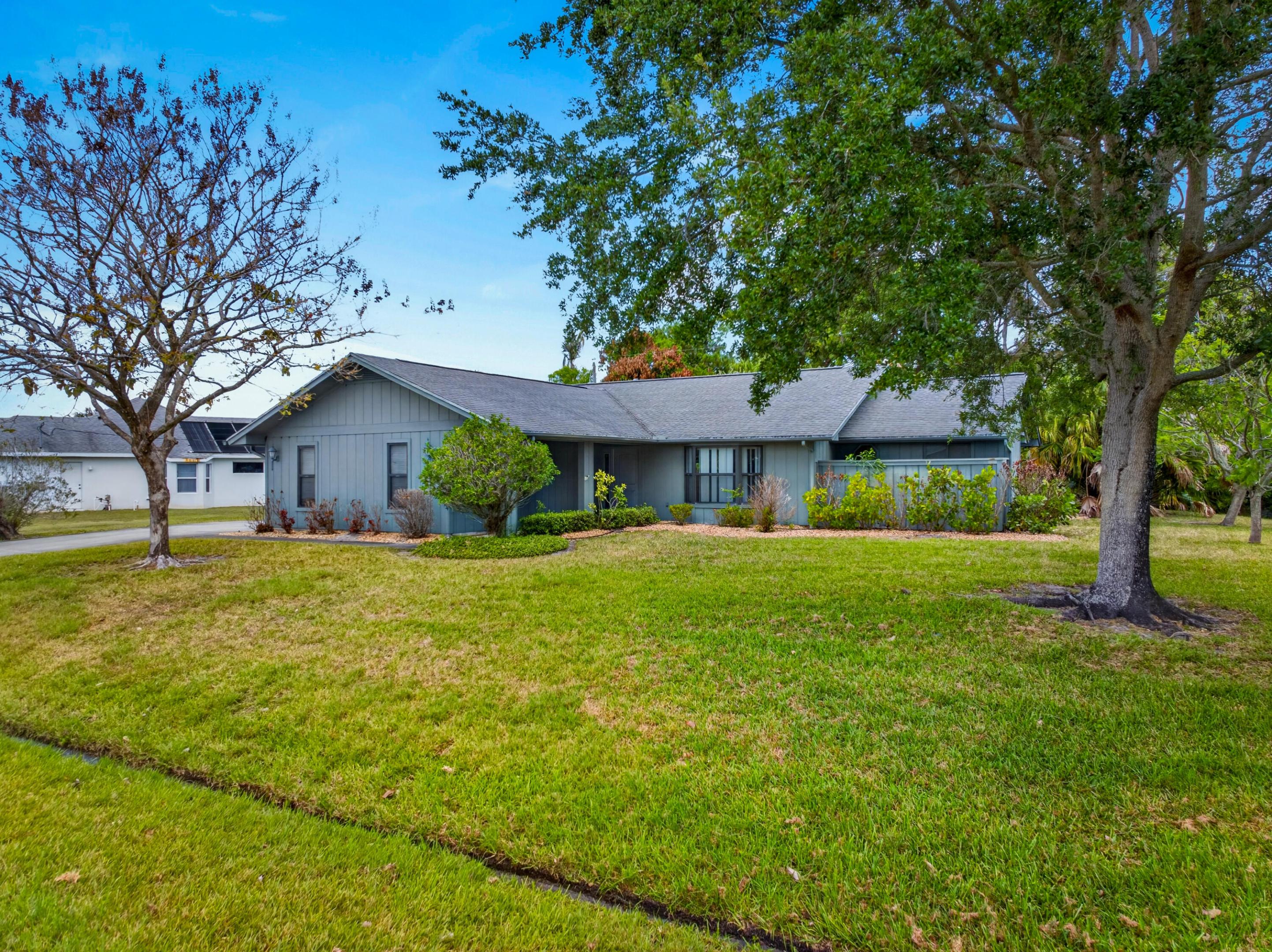 2289 SE Genoa Street, Port St. Lucie