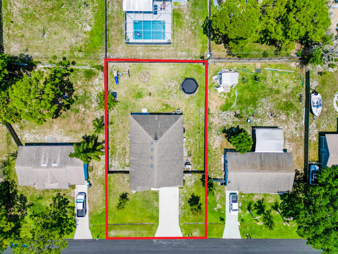 971 SW Longfellow Road, Port St. Lucie