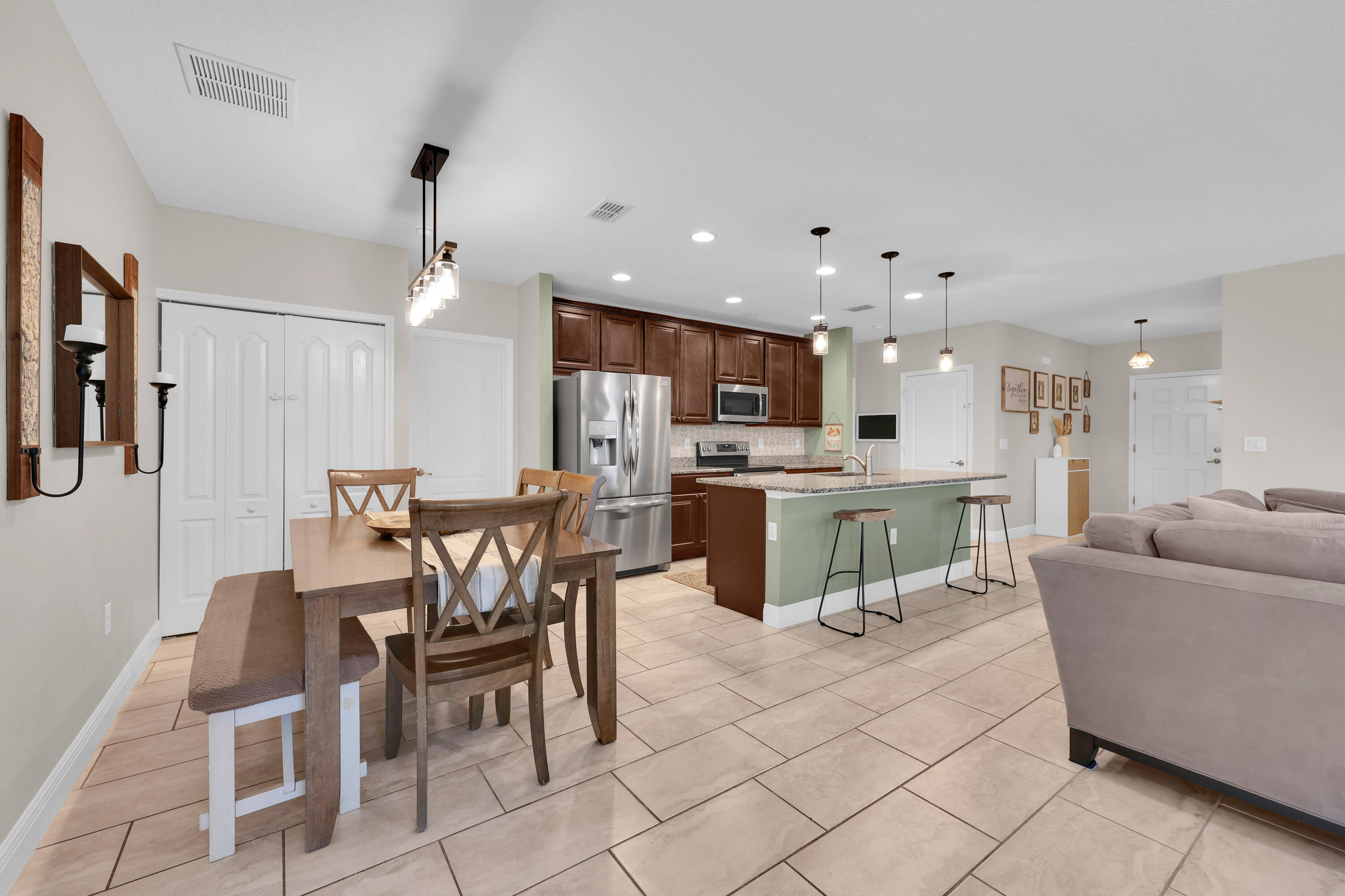 971 SW Longfellow Road, Port St. Lucie