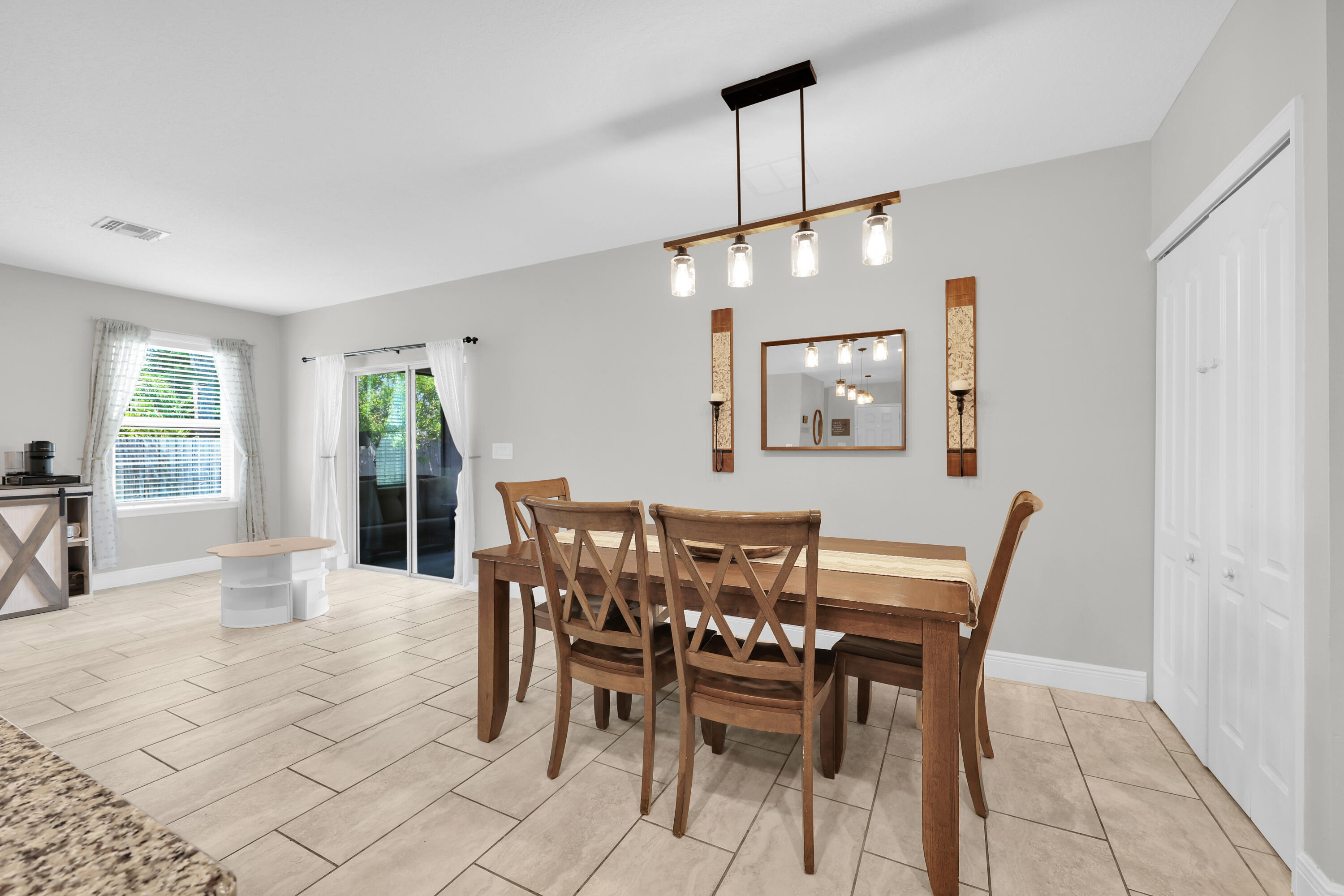 971 SW Longfellow Road, Port St. Lucie