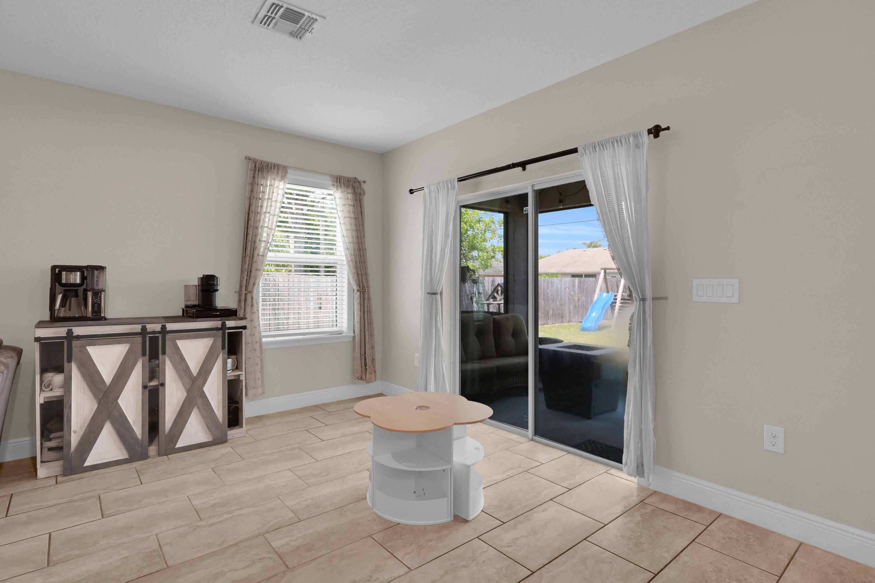 971 SW Longfellow Road, Port St. Lucie