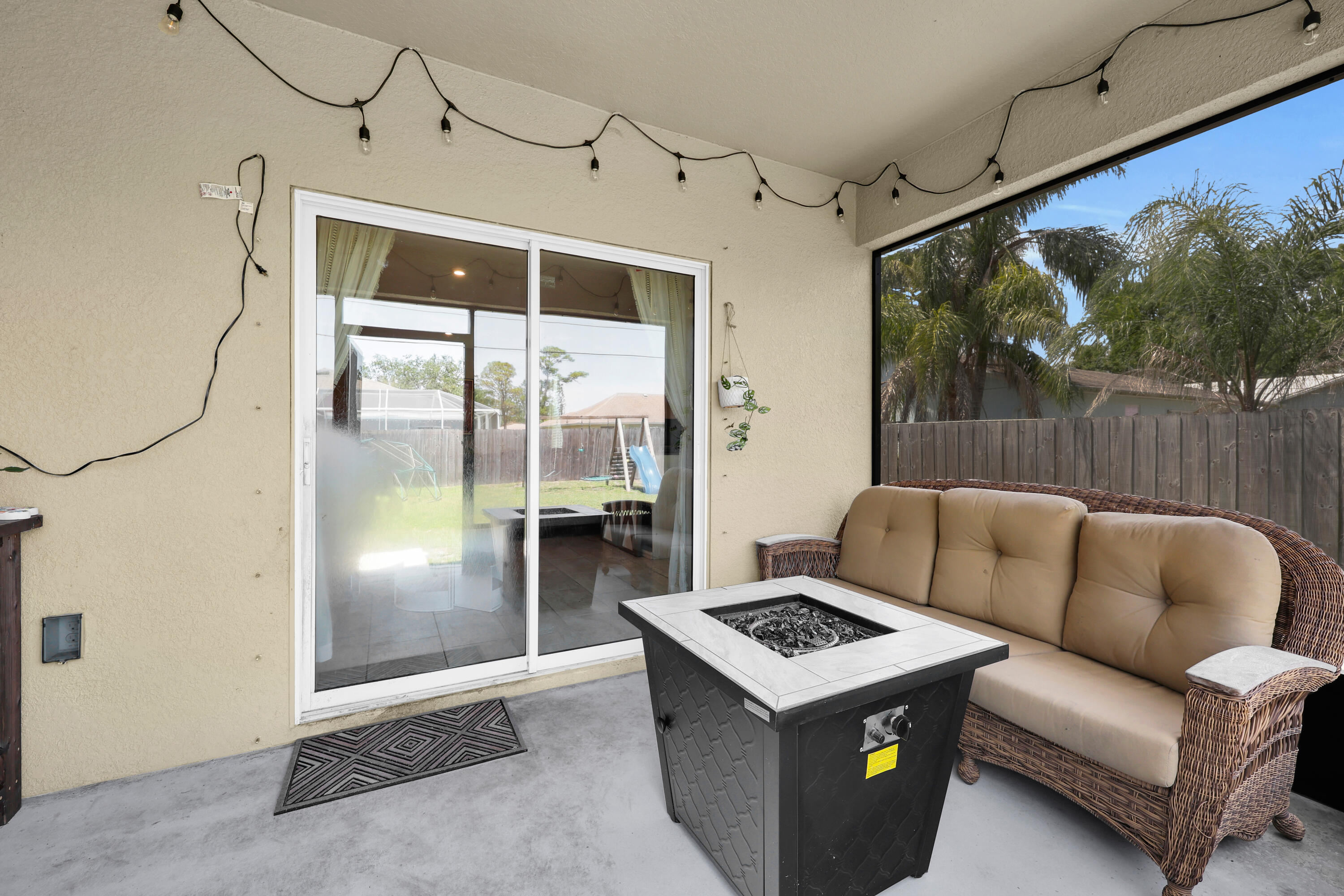 971 SW Longfellow Road, Port St. Lucie