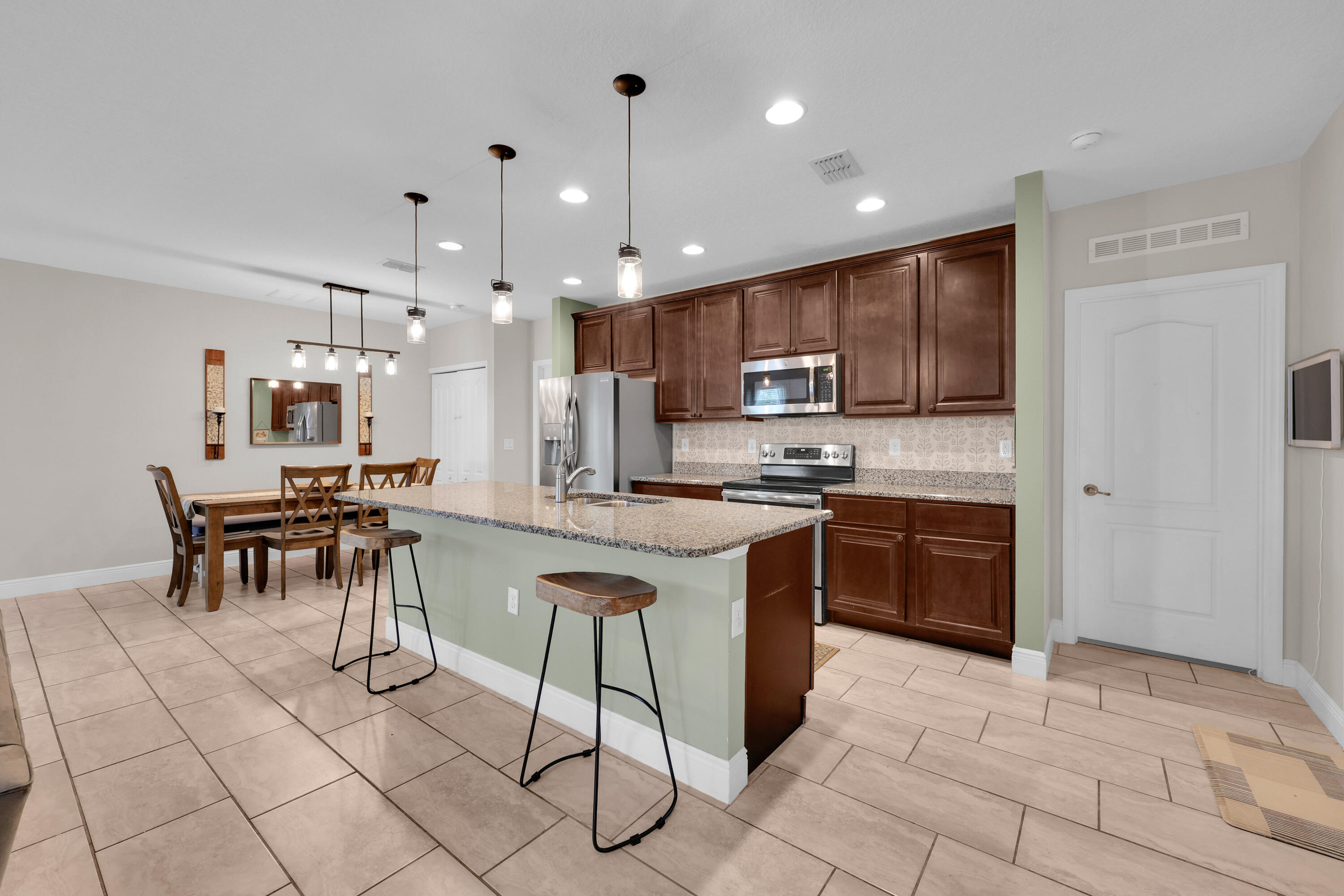 971 SW Longfellow Road, Port St. Lucie