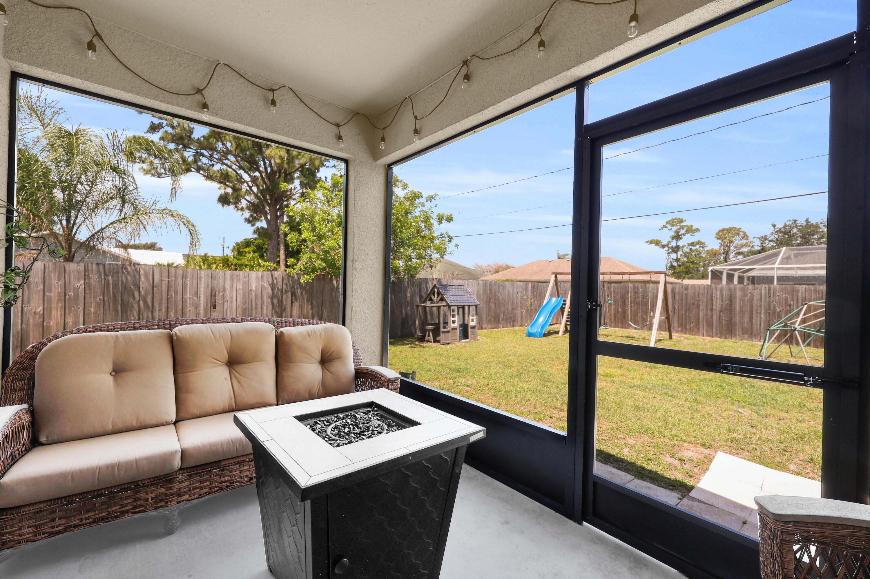971 SW Longfellow Road, Port St. Lucie