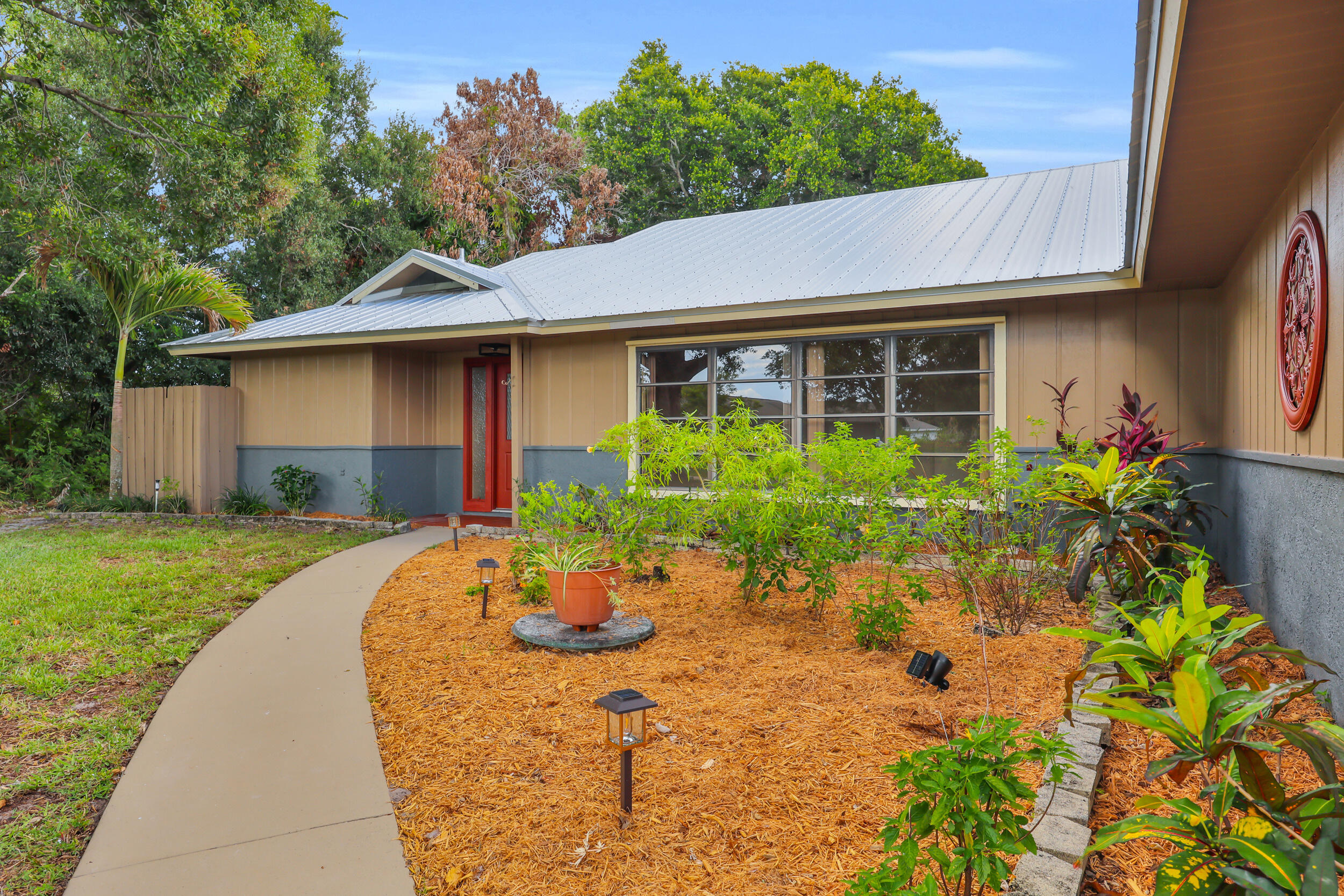 2311 SE Bowie Street