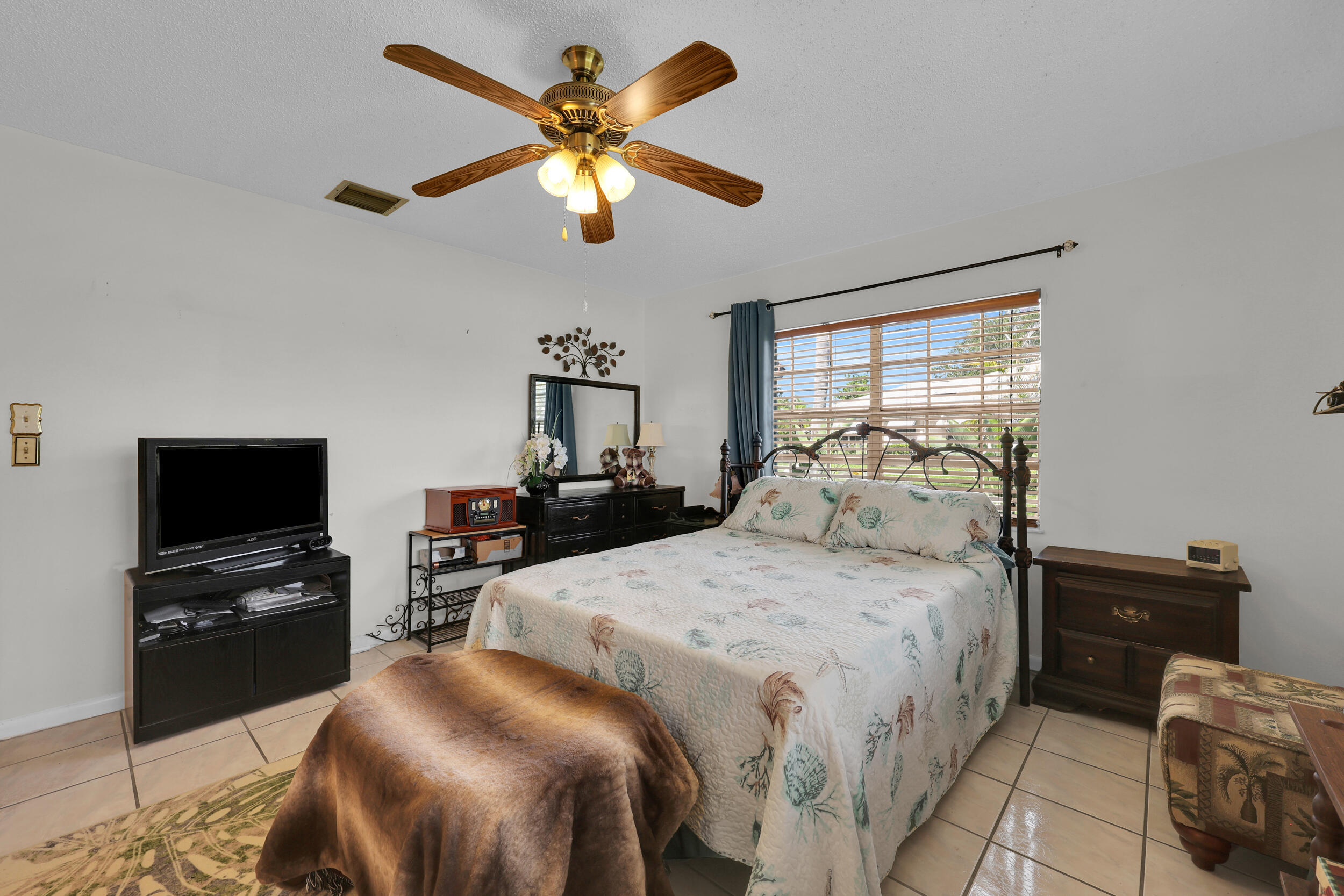 515 Ponderosa Drive 42a