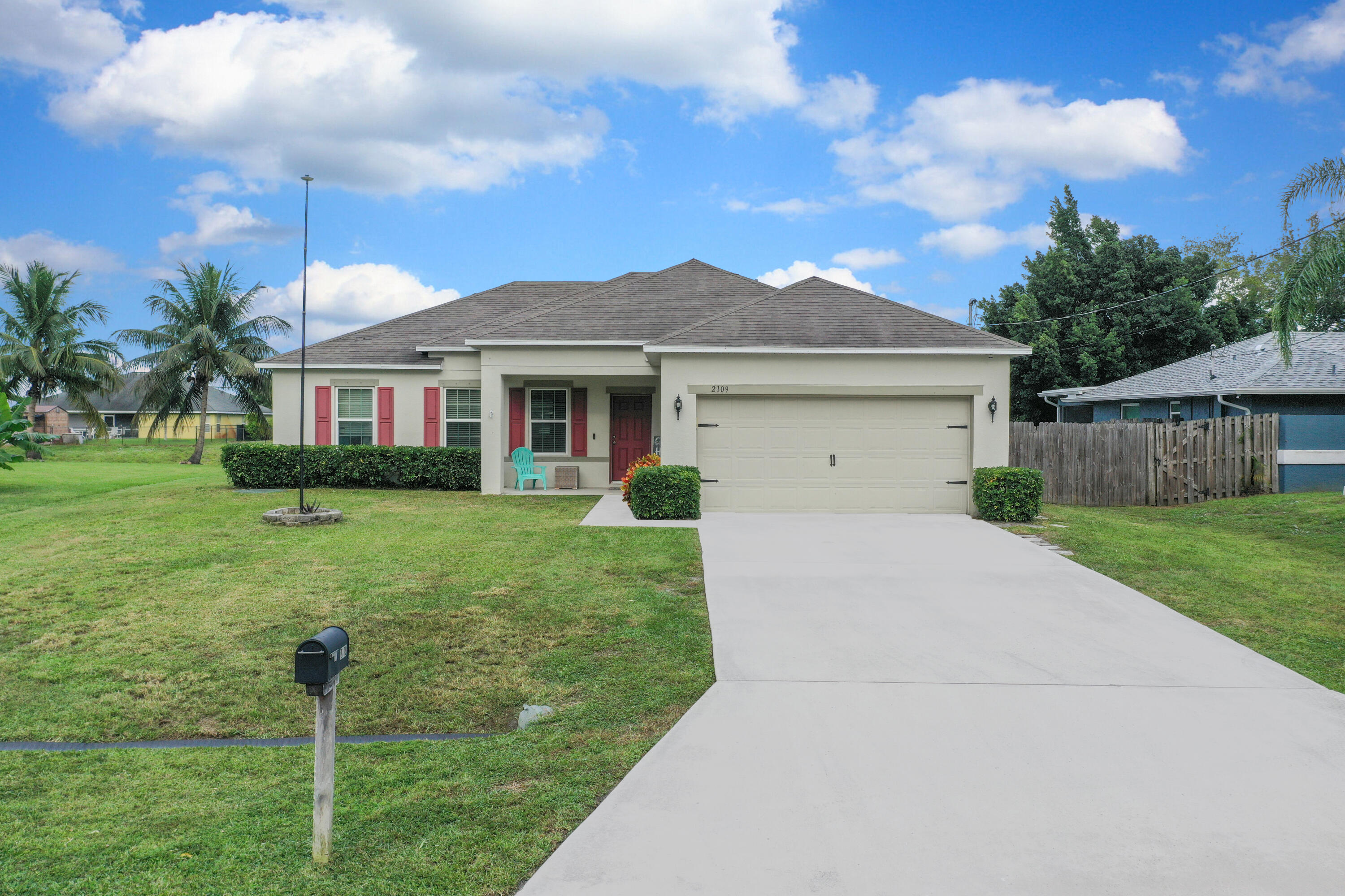 2109 SW CHESTNUT Lane, Port St. Lucie