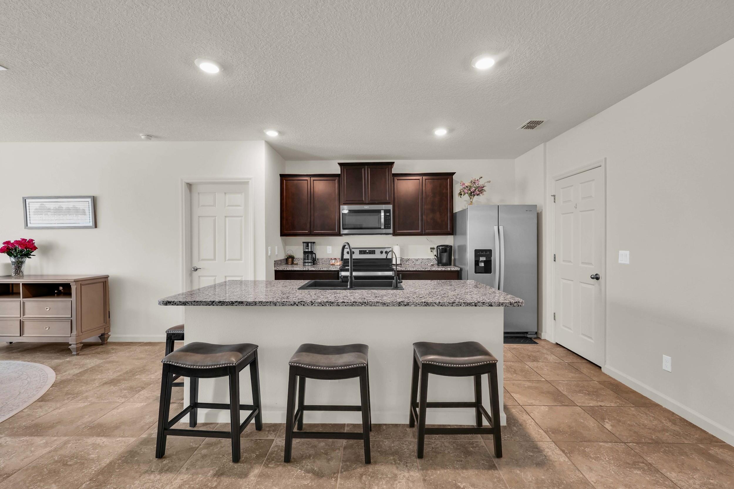 6379 NW NORTHWOOD Loop, Port St. Lucie