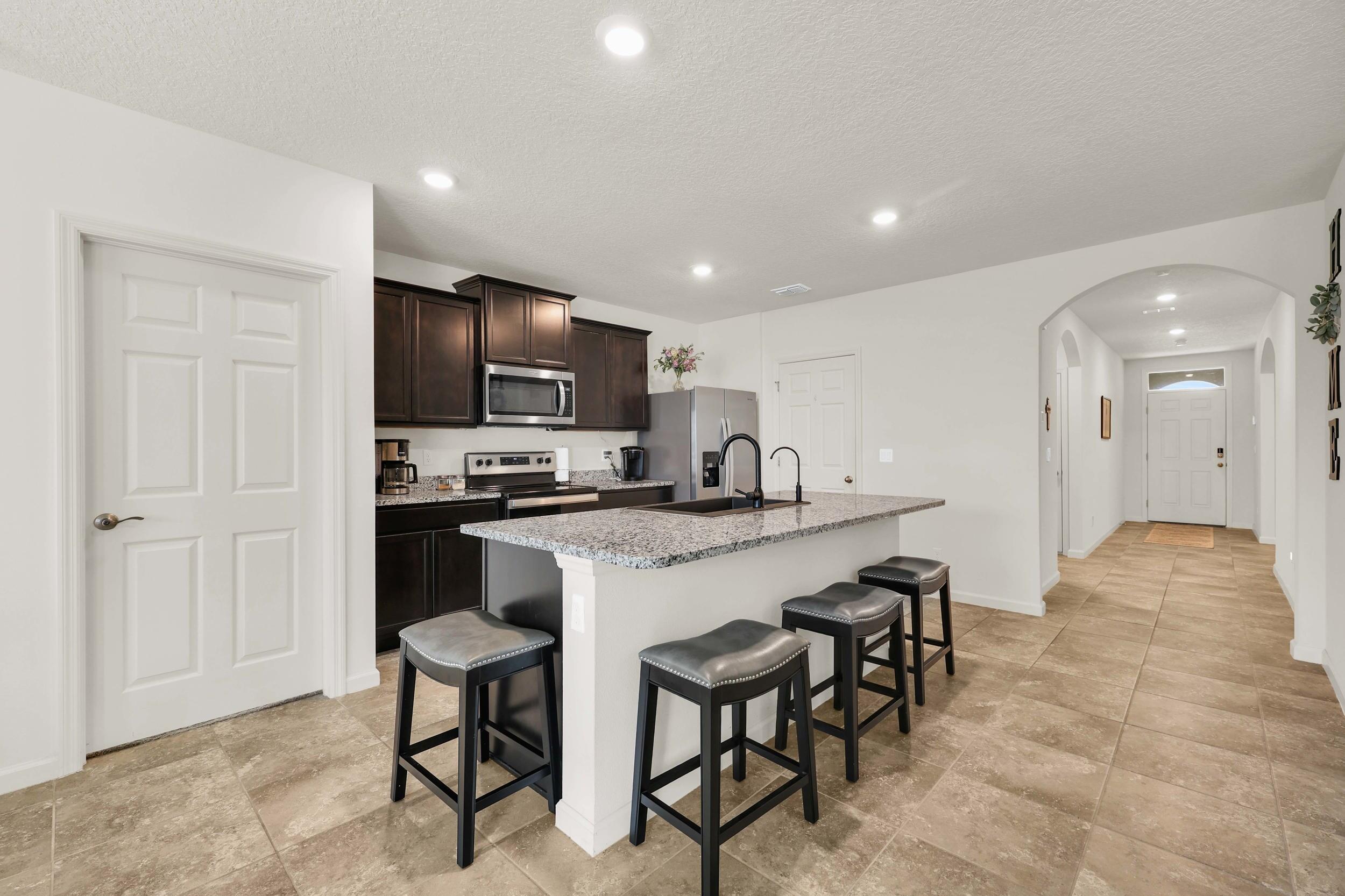 6379 NW NORTHWOOD Loop, Port St. Lucie