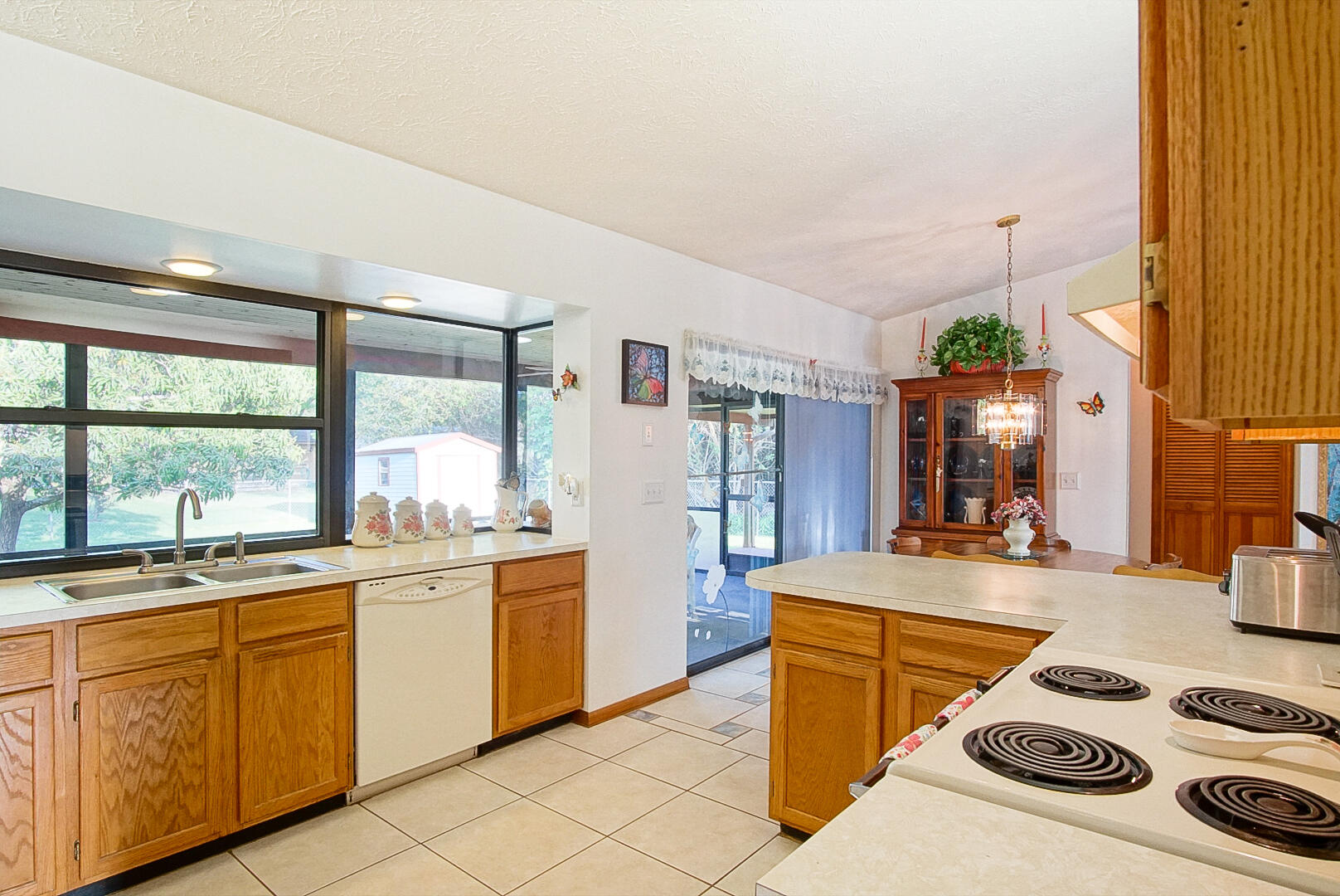 5812 Bamboo Drive