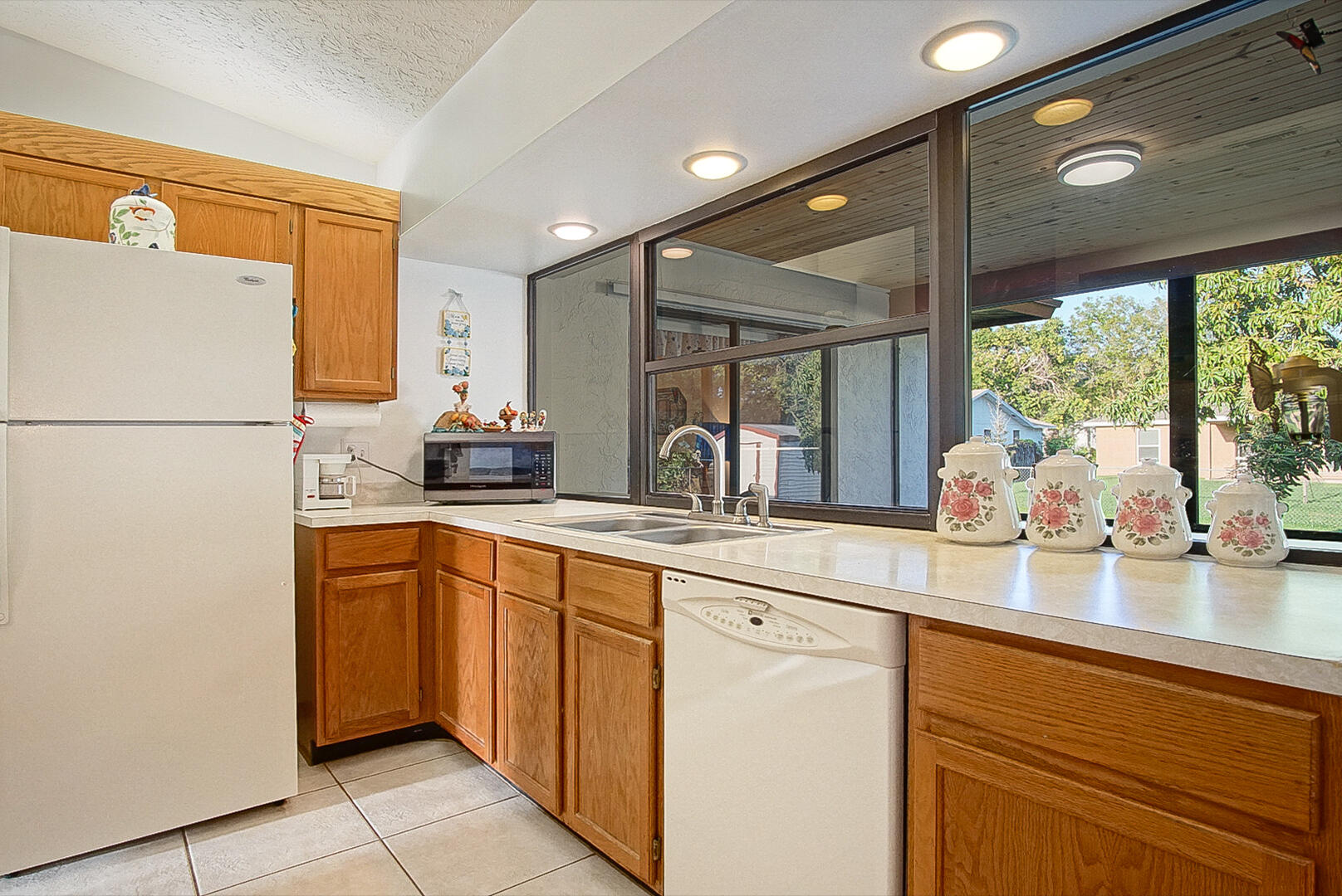 5812 Bamboo Drive